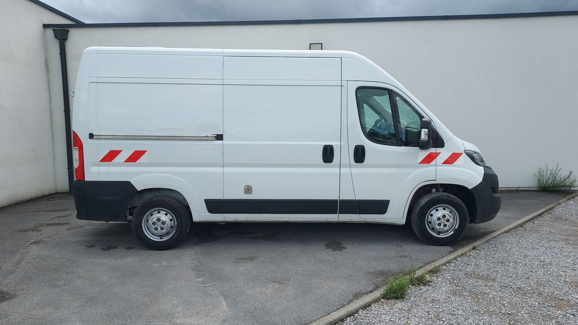 PEUGEOT BOXER TOLE 335 L2H2 BLUEHDI 120 S&S PREMIUM, photo 3
