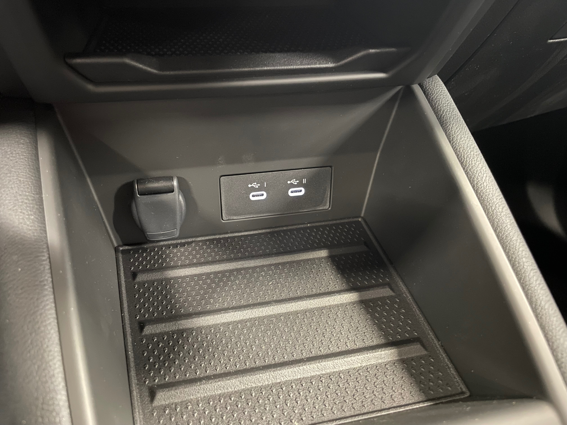 Photo 20 du véhicule RENAULT CAPTUR