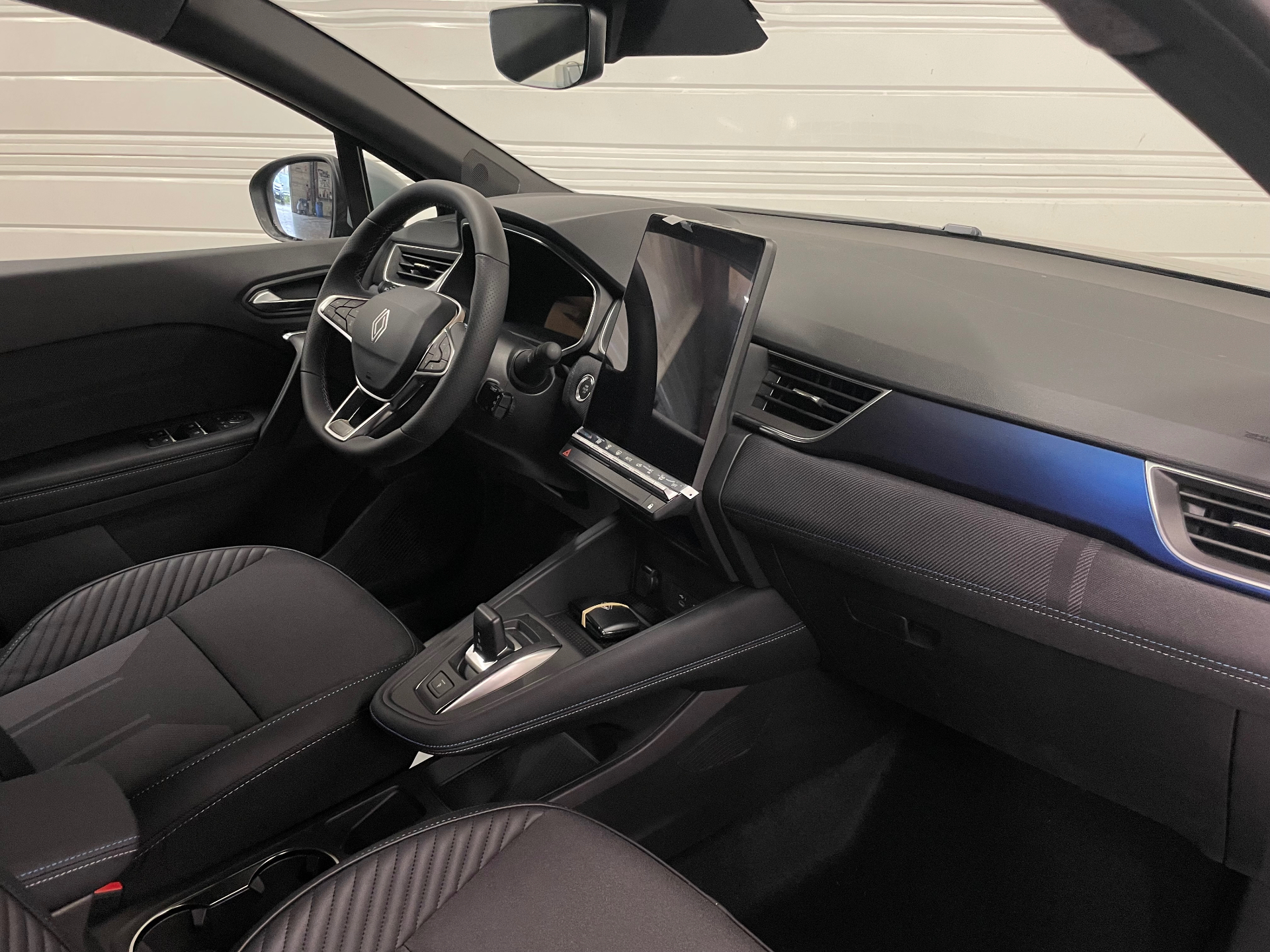 Photo 10 du véhicule RENAULT CAPTUR