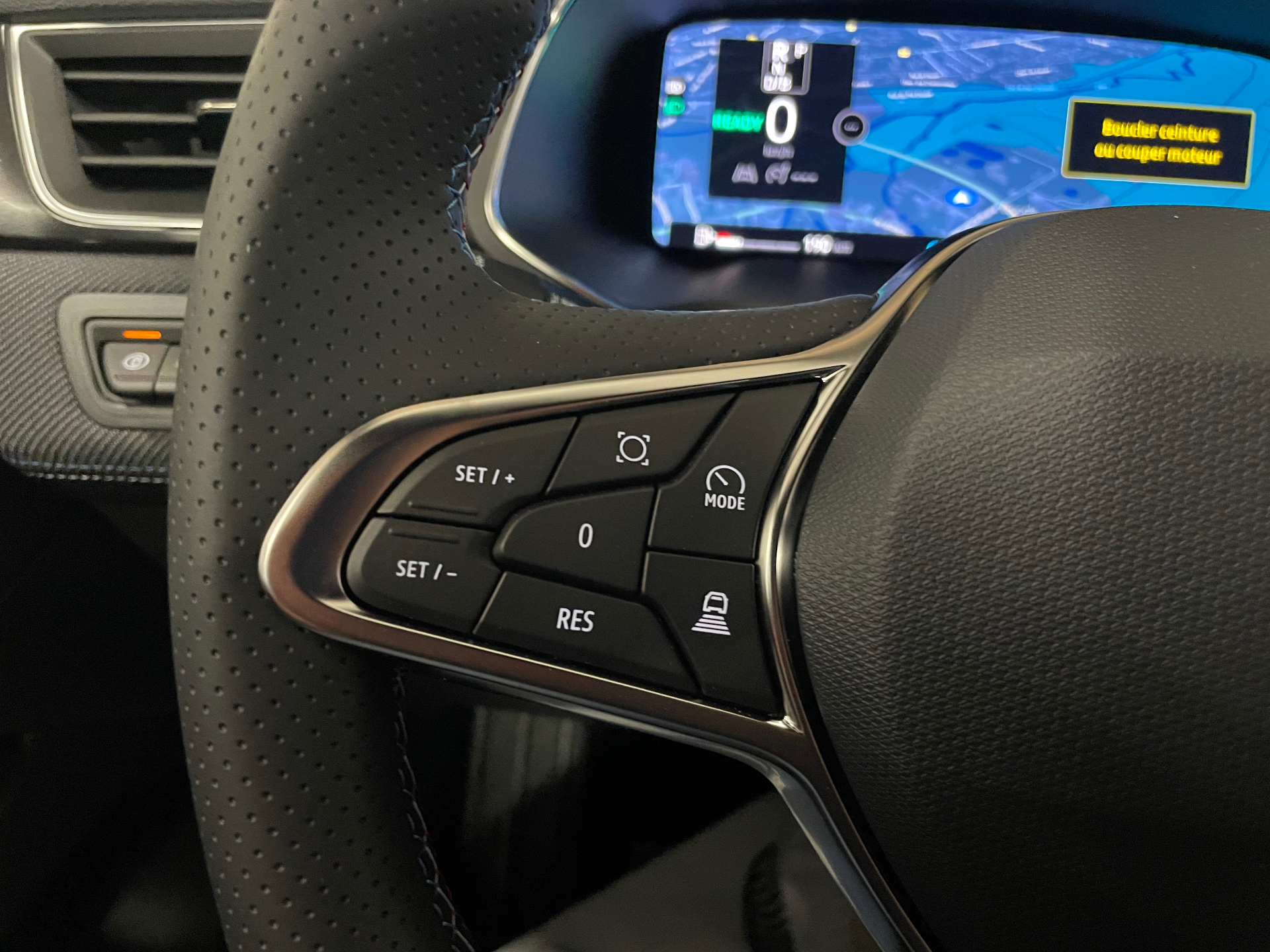 Photo 23 du véhicule RENAULT CAPTUR