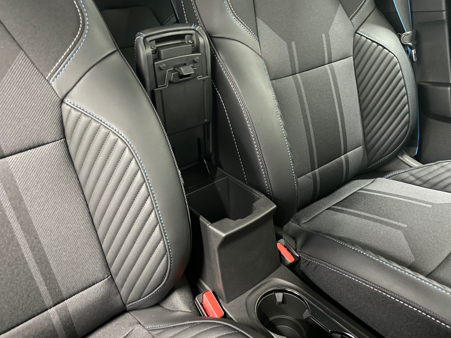 Photo 30 du véhicule RENAULT CAPTUR