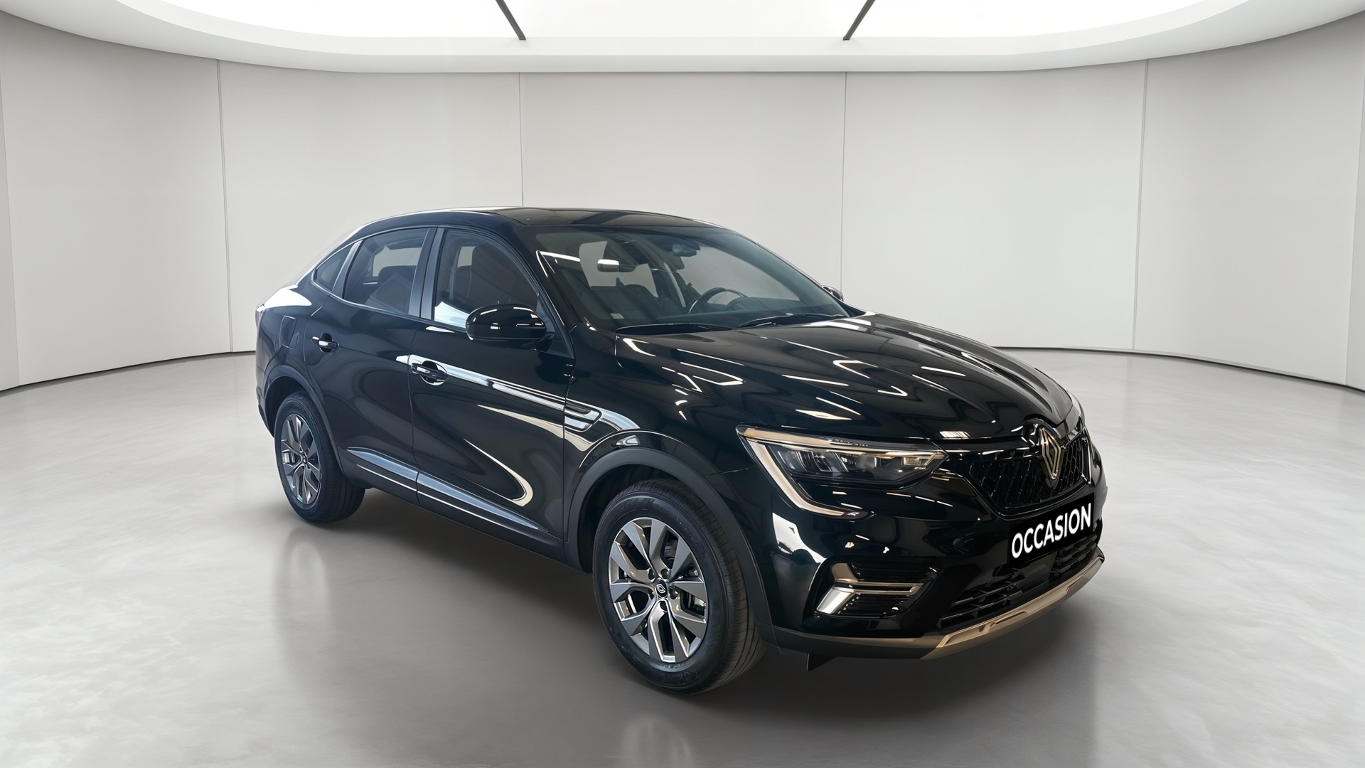 Photo 3 du véhicule RENAULT ARKANA