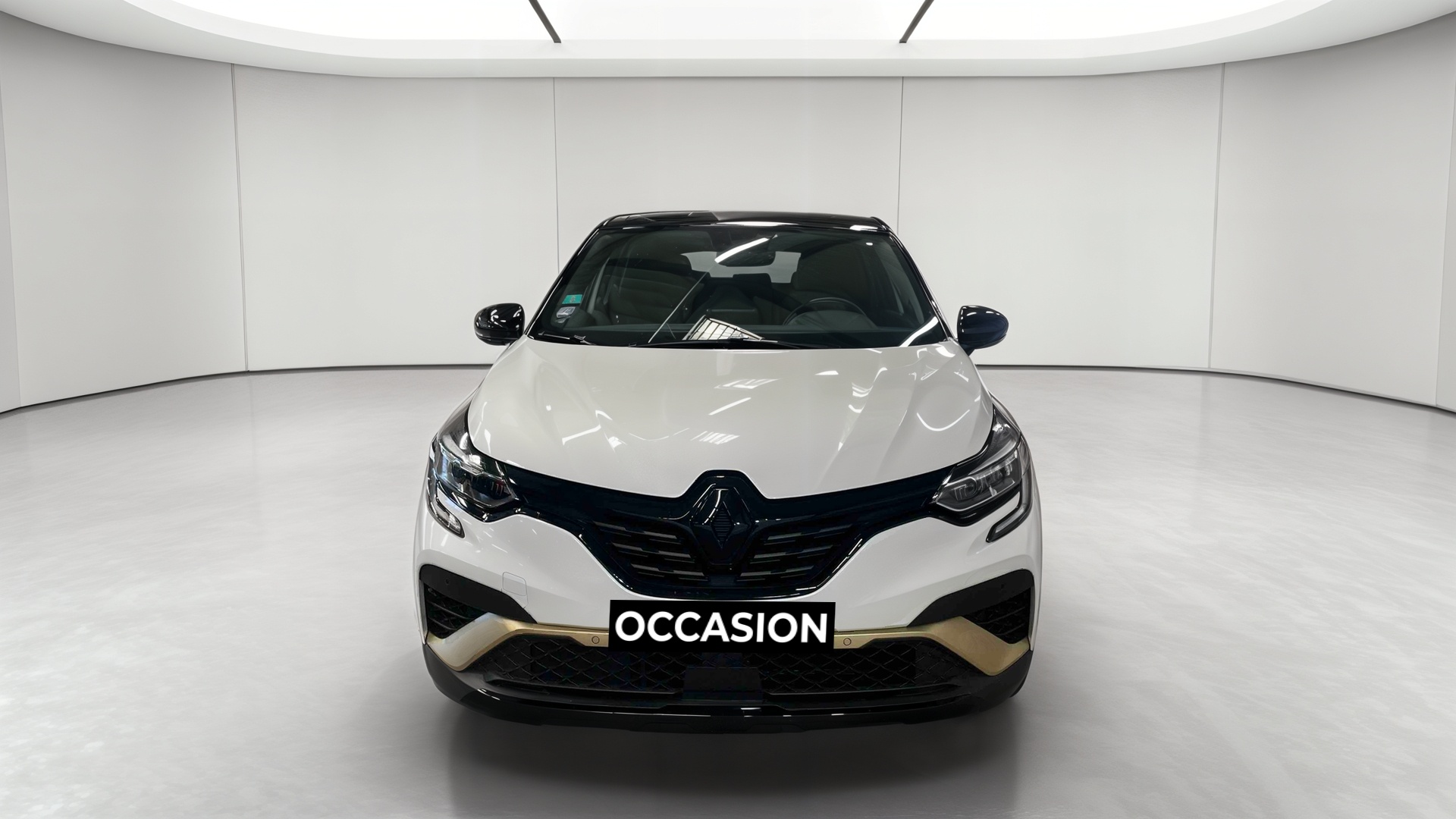 Photo 2 du véhicule RENAULT CAPTUR