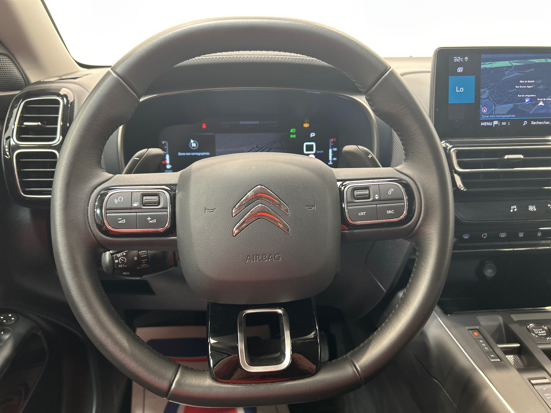 Photo 11 du véhicule CITROEN C5 AIRCROSS