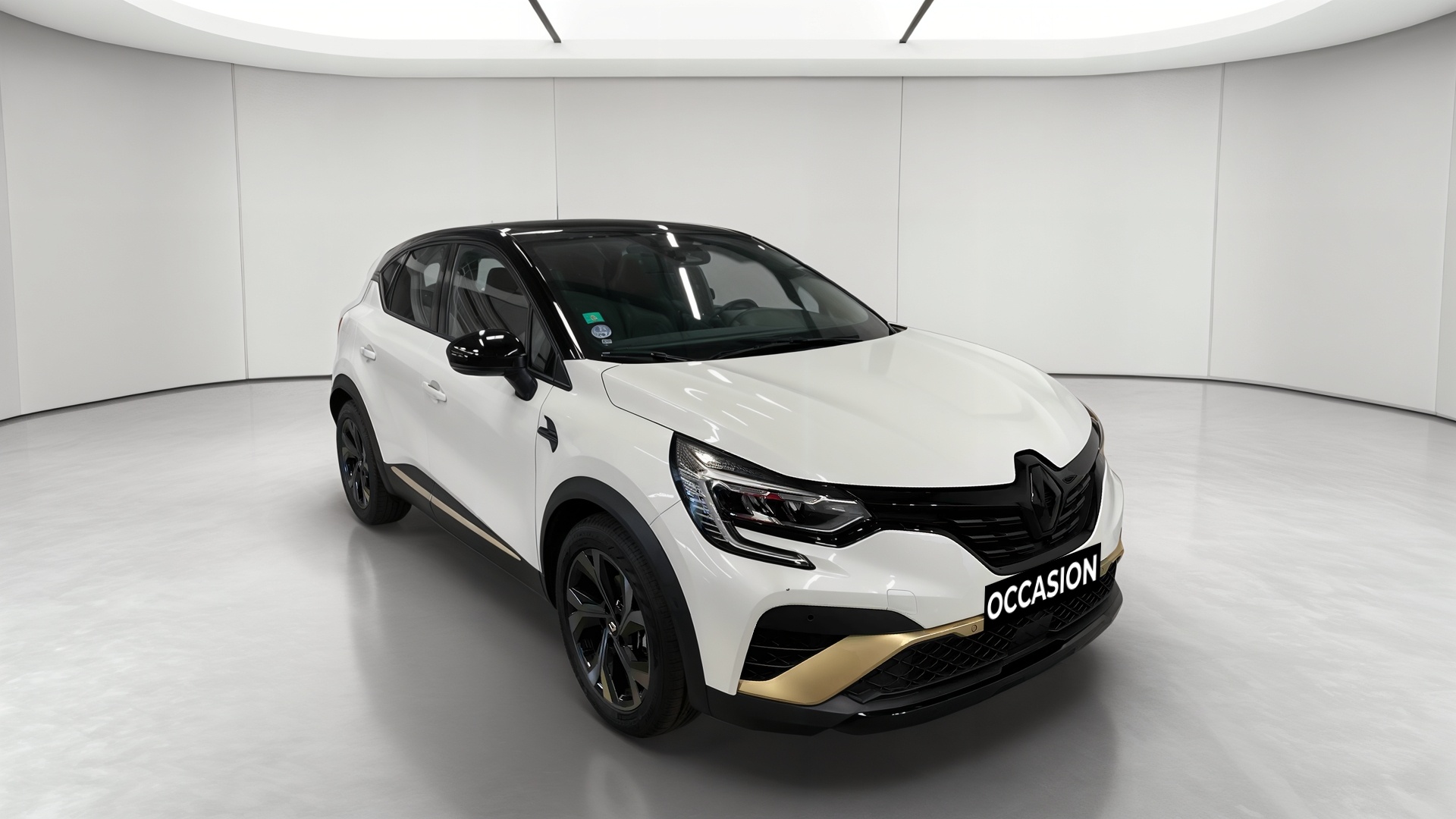 Photo 3 du véhicule RENAULT CAPTUR