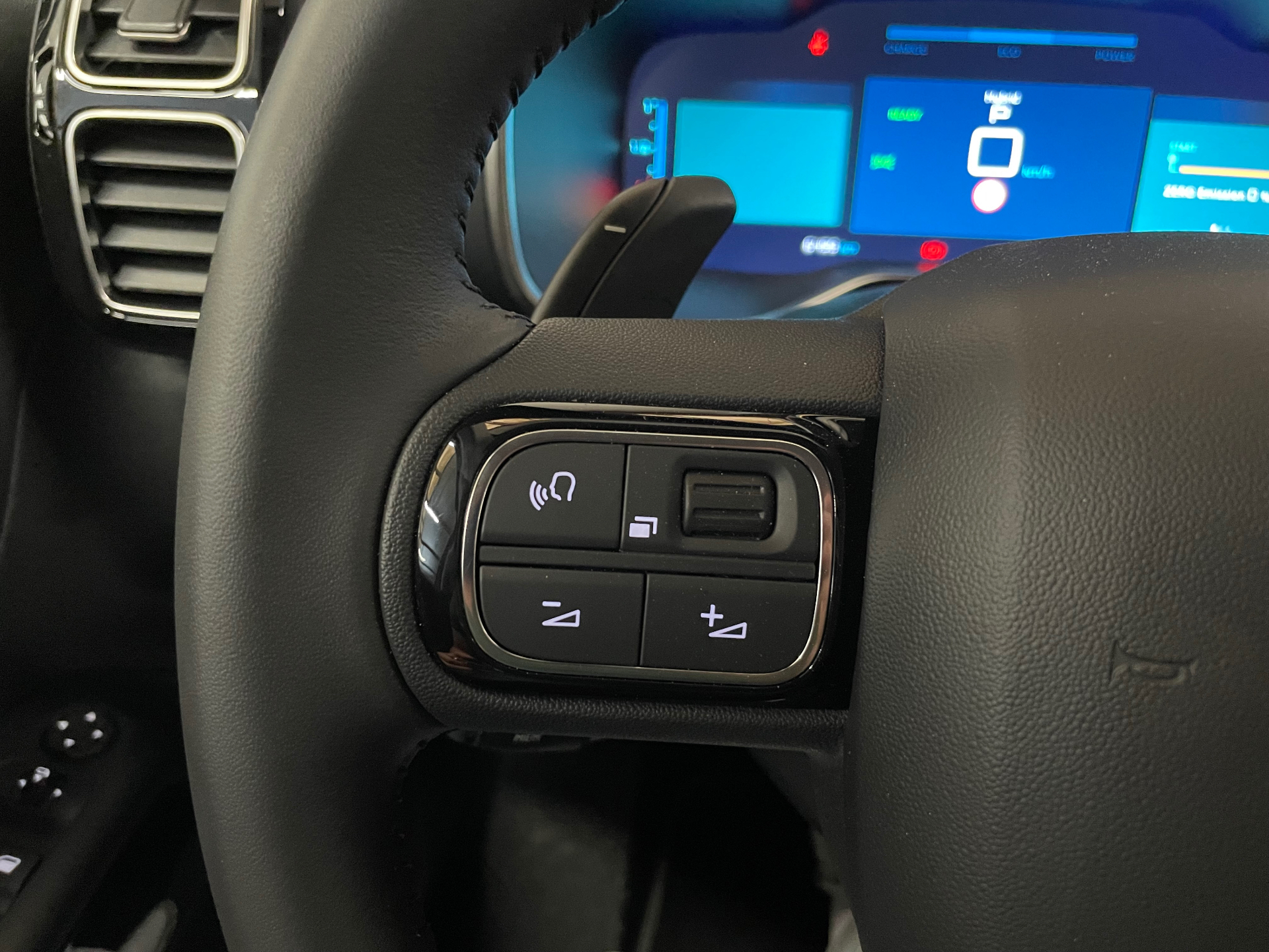Photo 20 du véhicule CITROEN C5 AIRCROSS