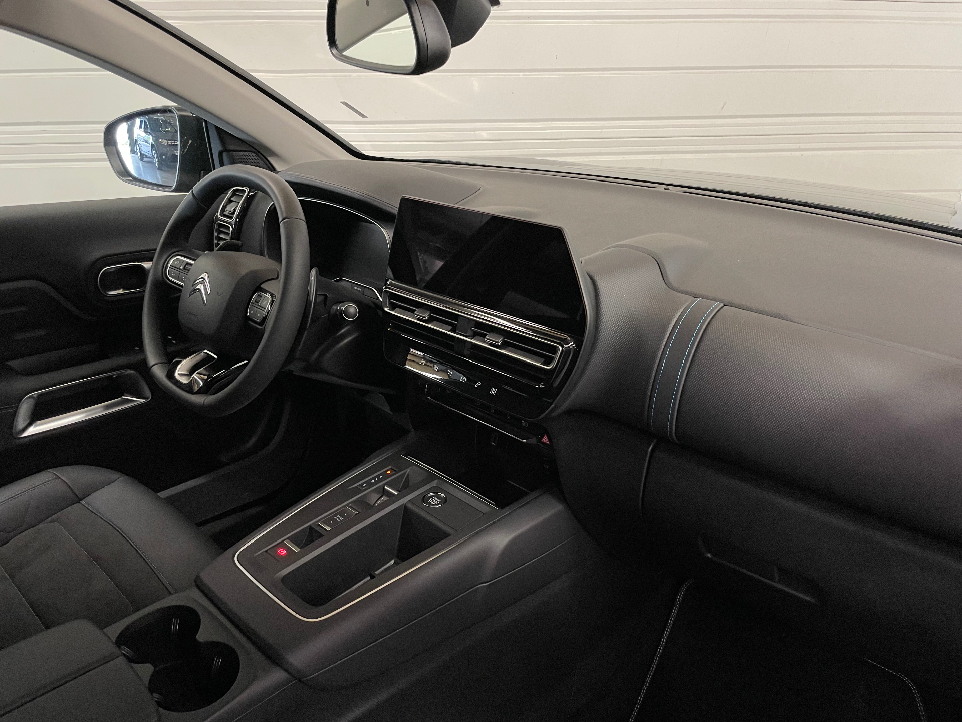 Photo 9 du véhicule CITROEN C5 AIRCROSS