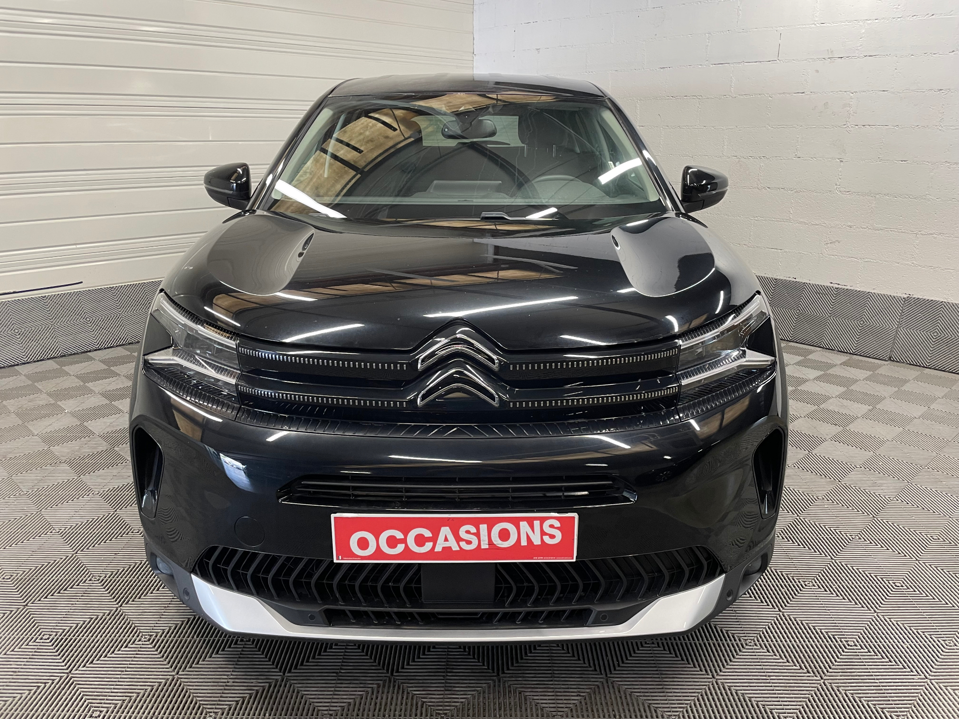 Photo 2 du véhicule CITROEN C5 AIRCROSS