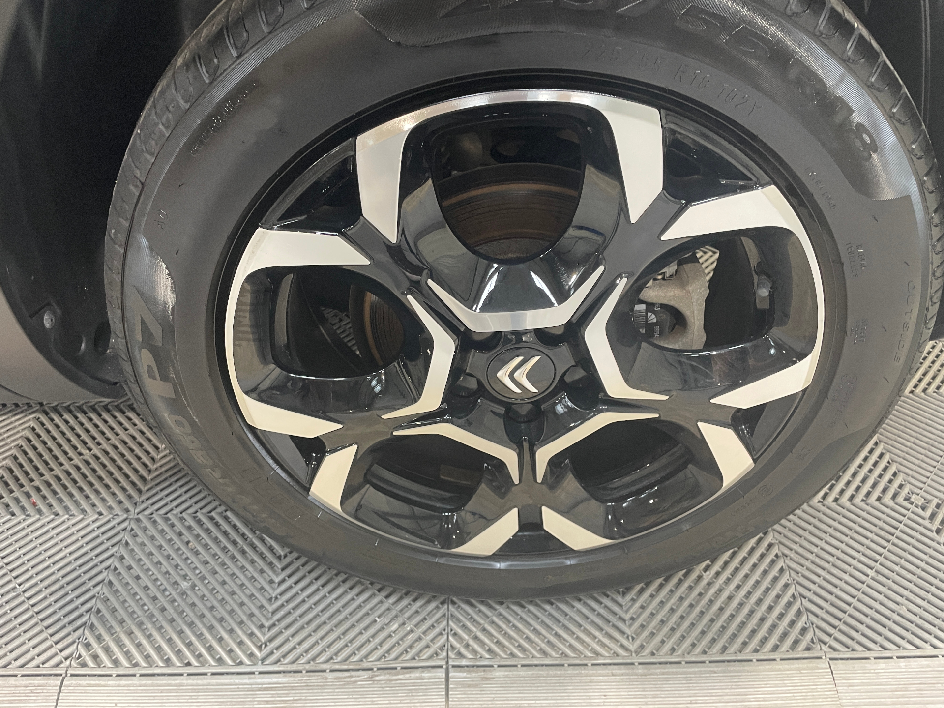 Photo 36 du véhicule CITROEN C5 AIRCROSS