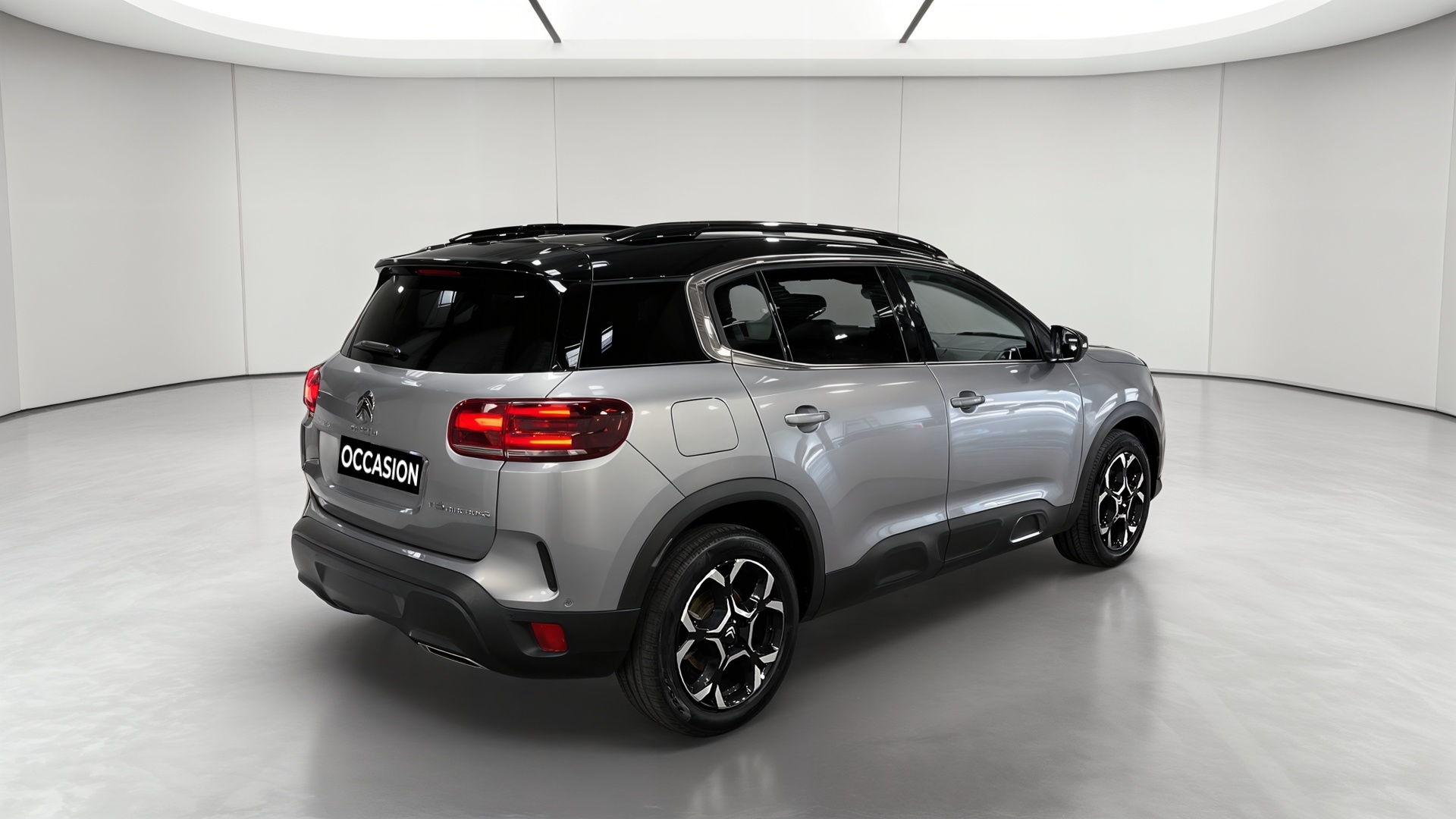 Photo 6 du véhicule CITROEN C5 AIRCROSS