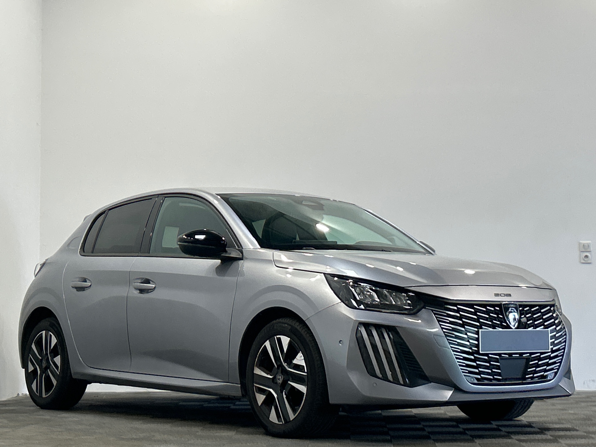 Photo 2 du véhicule PEUGEOT 208
