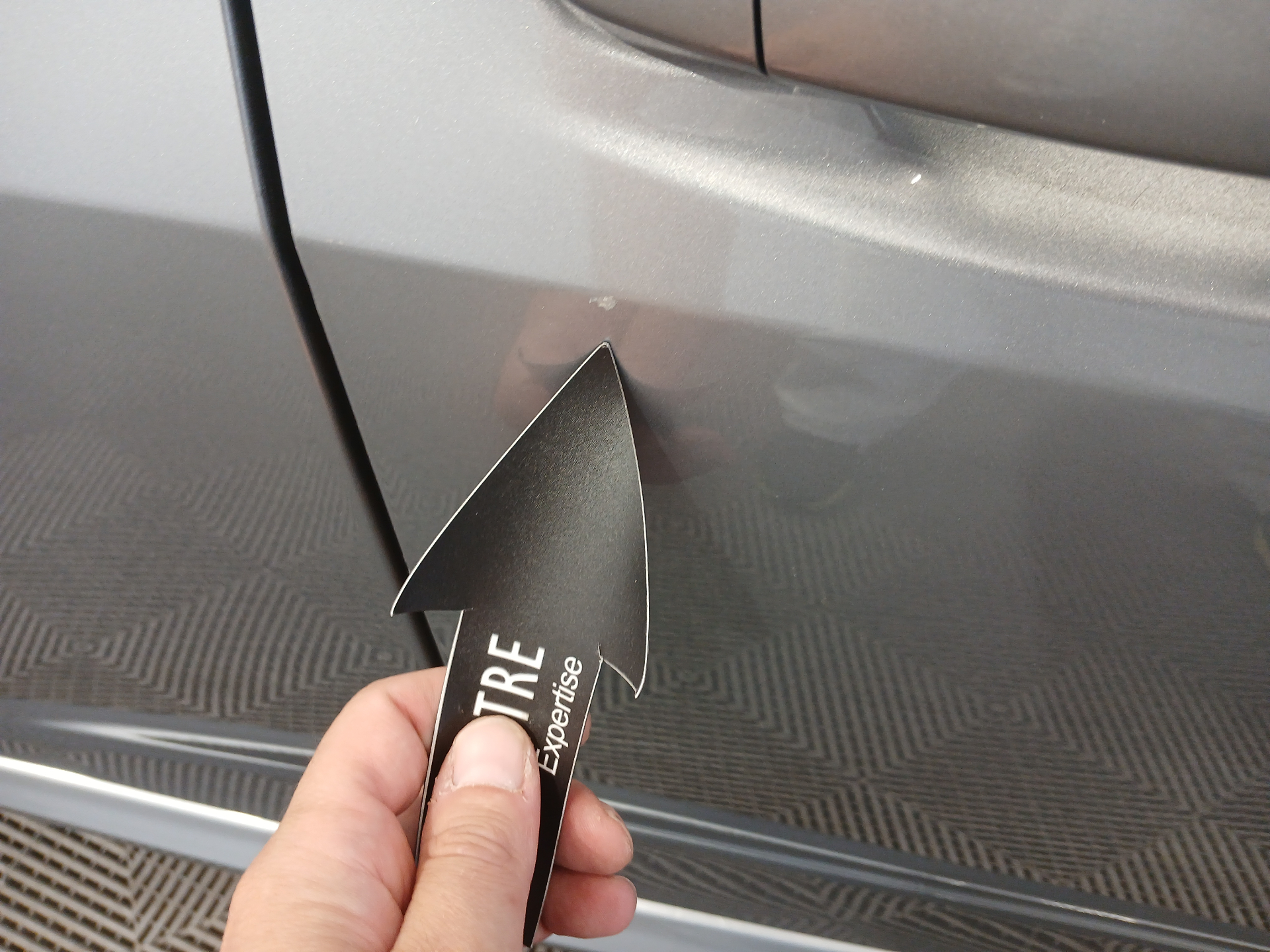 Photo 35 du véhicule PEUGEOT 208
