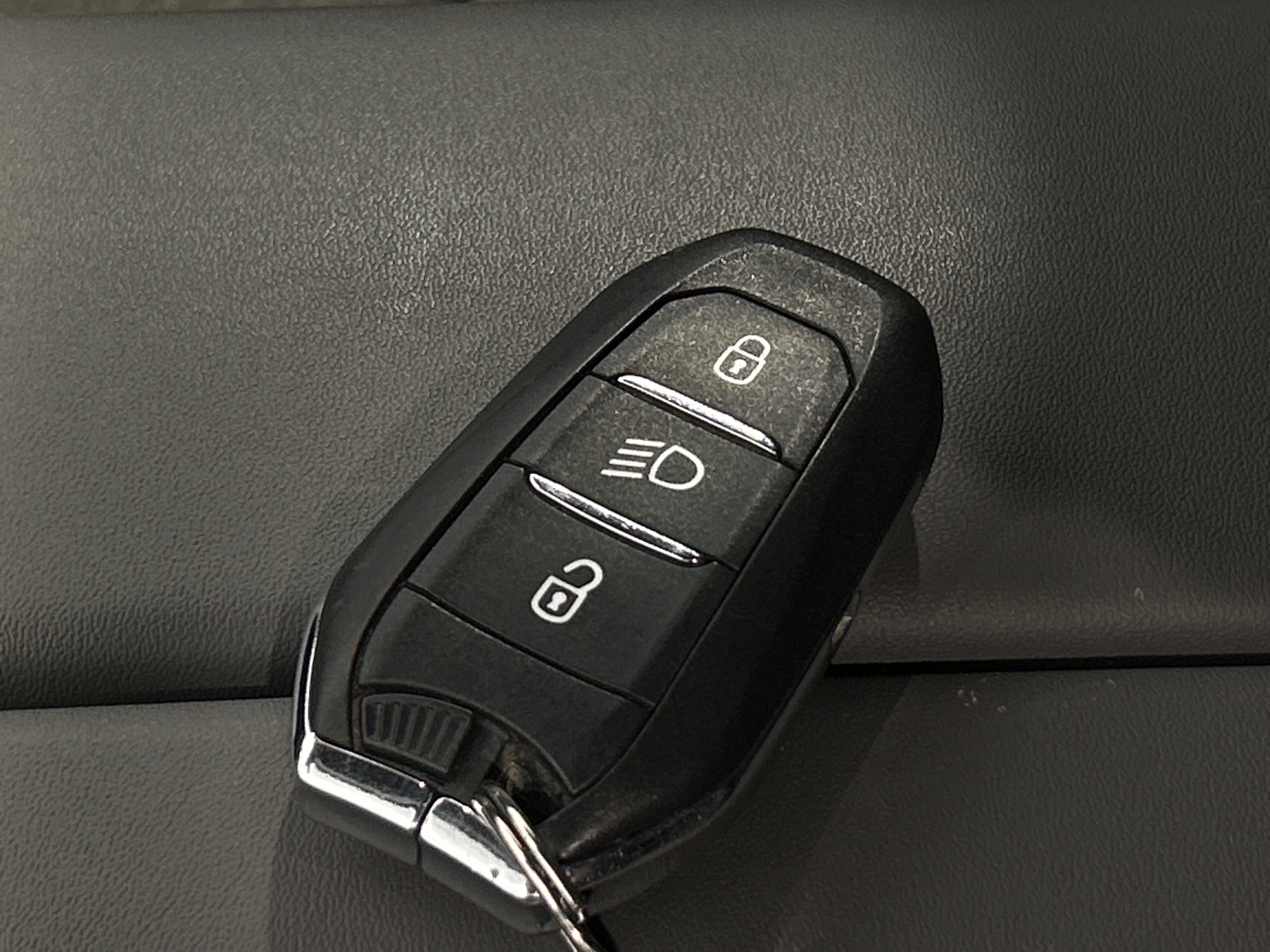 Photo 39 du véhicule CITROEN C5 AIRCROSS