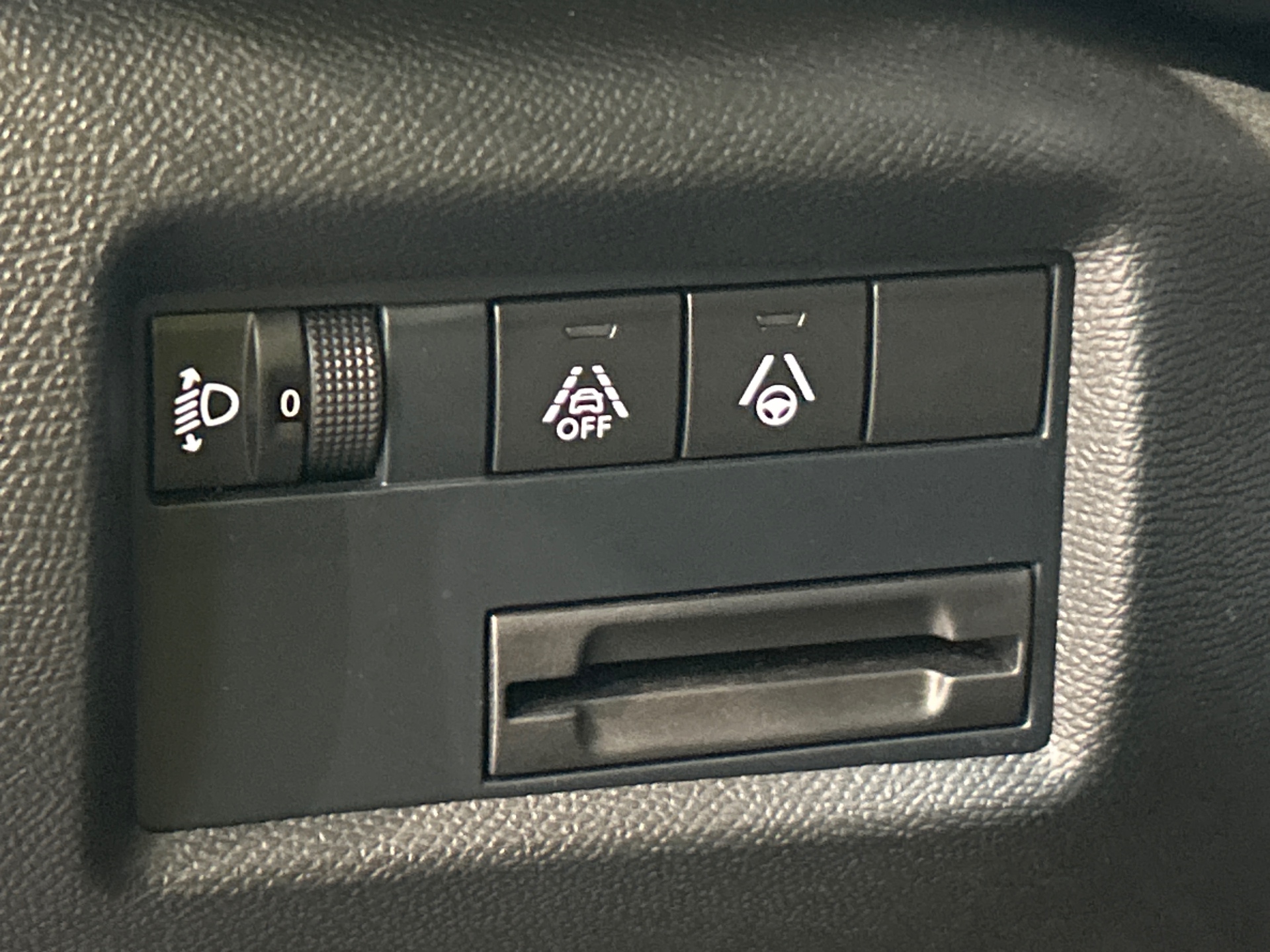 Photo 33 du véhicule CITROEN C5 AIRCROSS