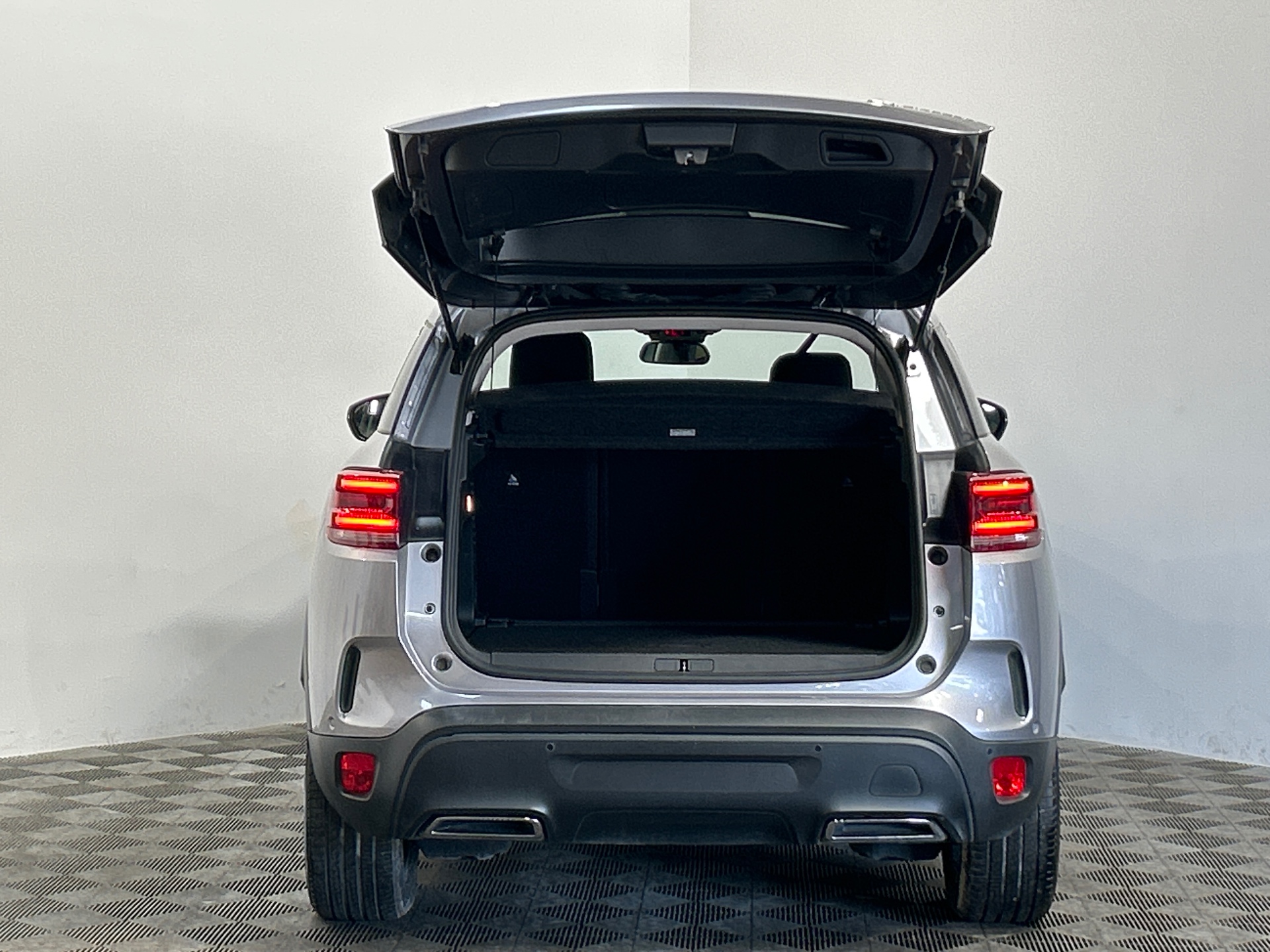 Photo 37 du véhicule CITROEN C5 AIRCROSS