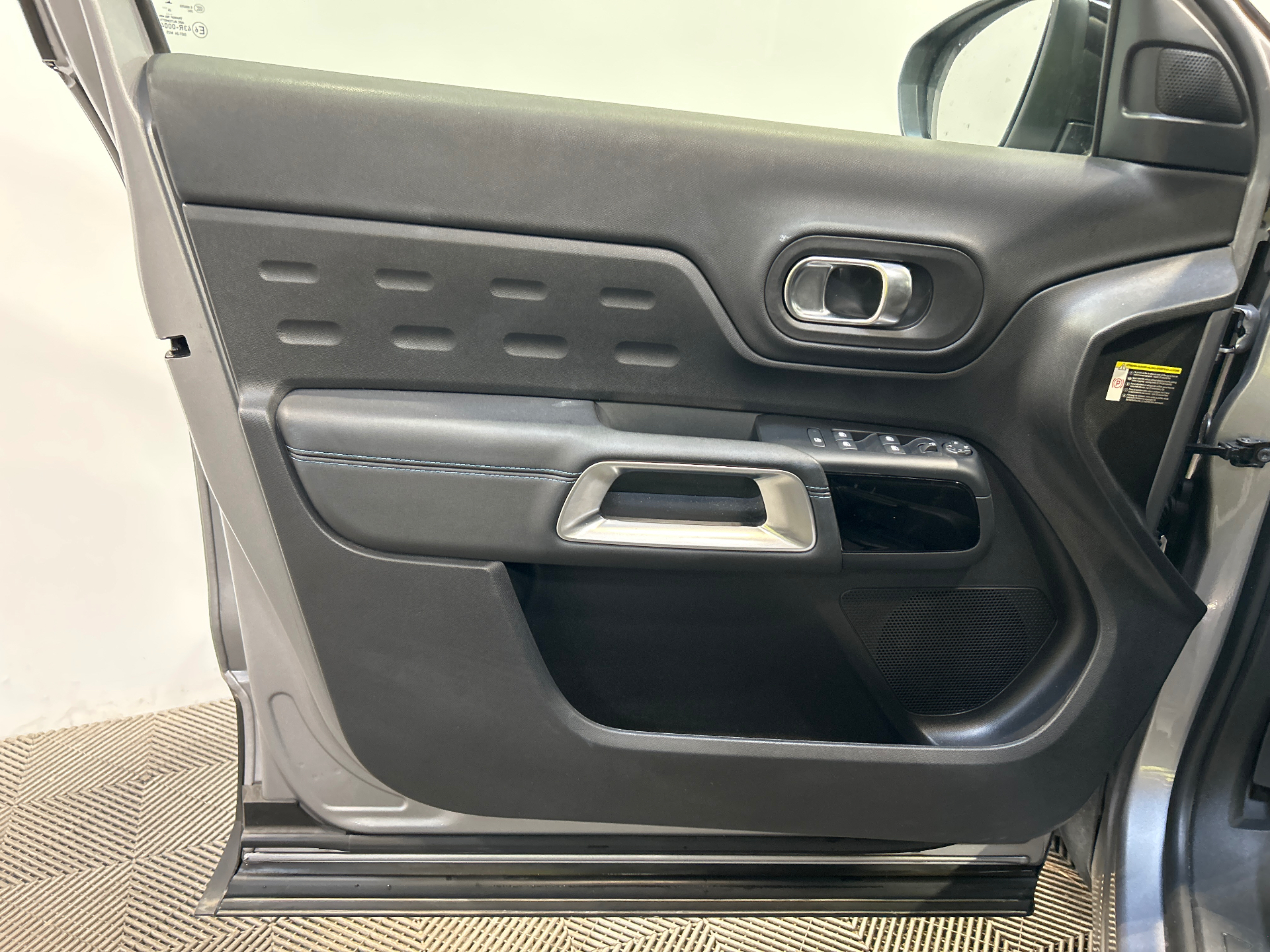 Photo 31 du véhicule CITROEN C5 AIRCROSS