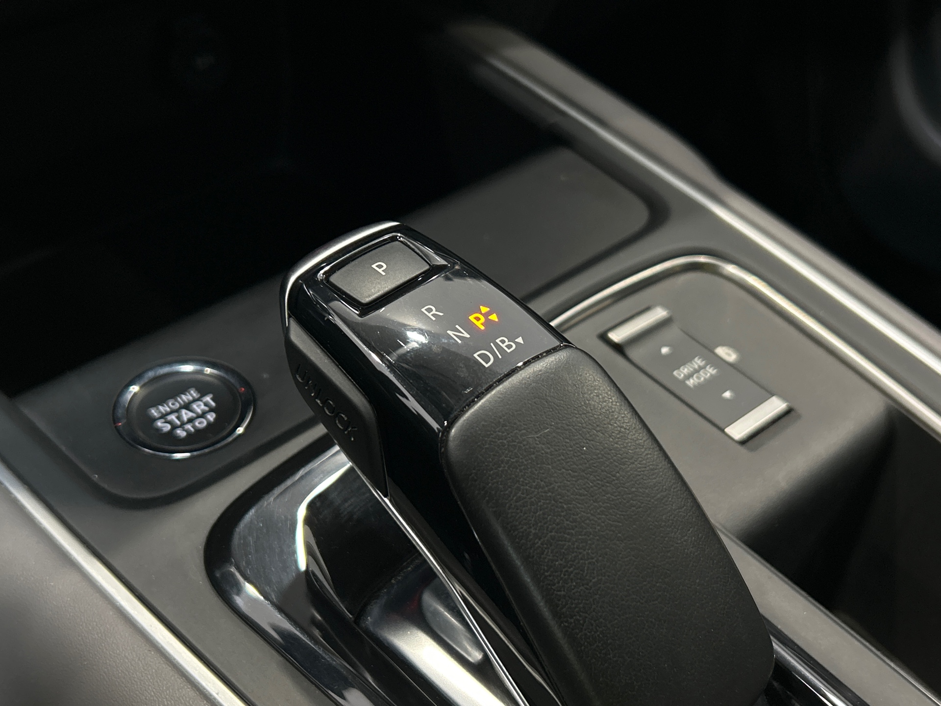 Photo 18 du véhicule CITROEN C5 AIRCROSS