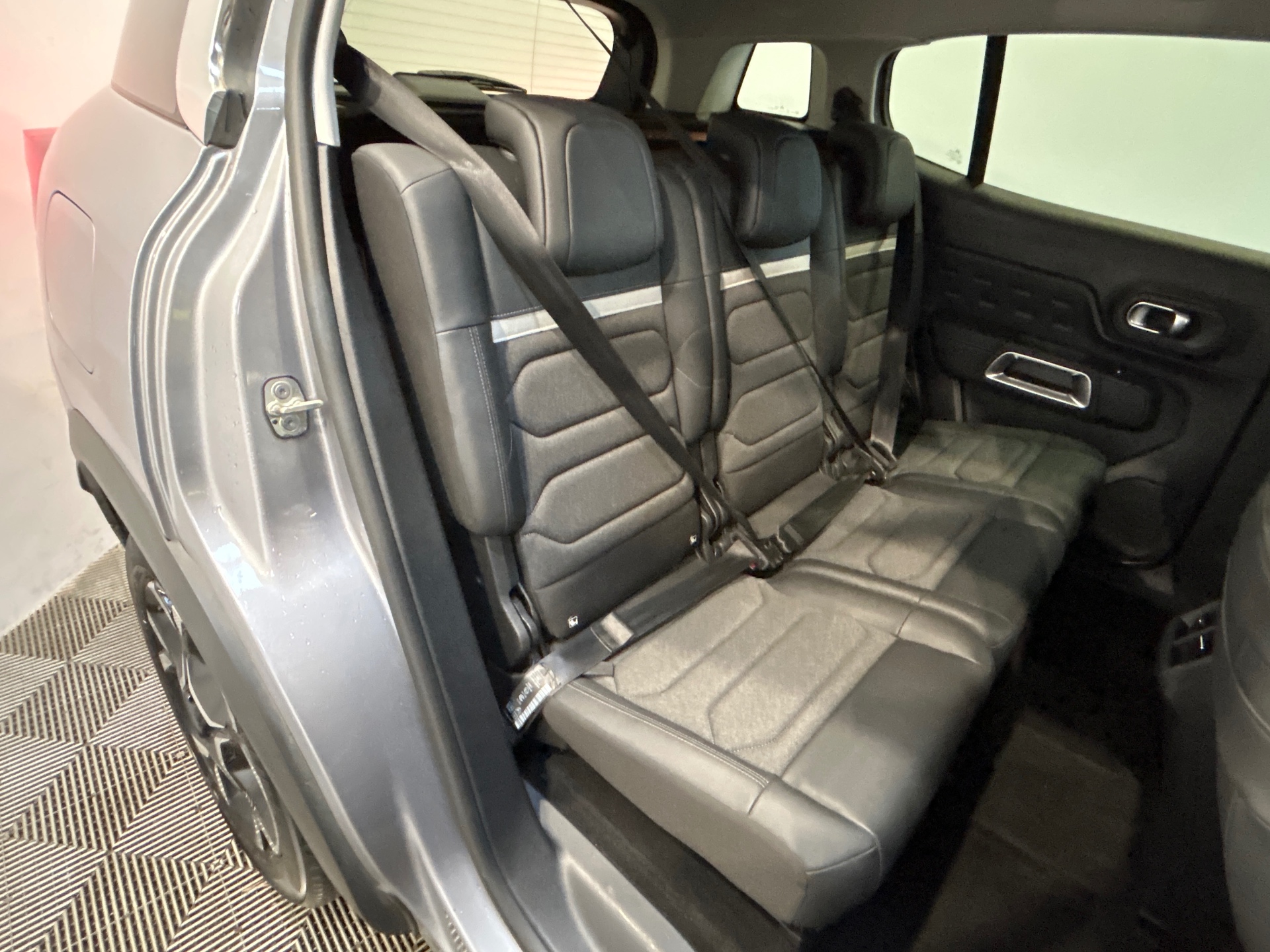 Photo 35 du véhicule CITROEN C5 AIRCROSS