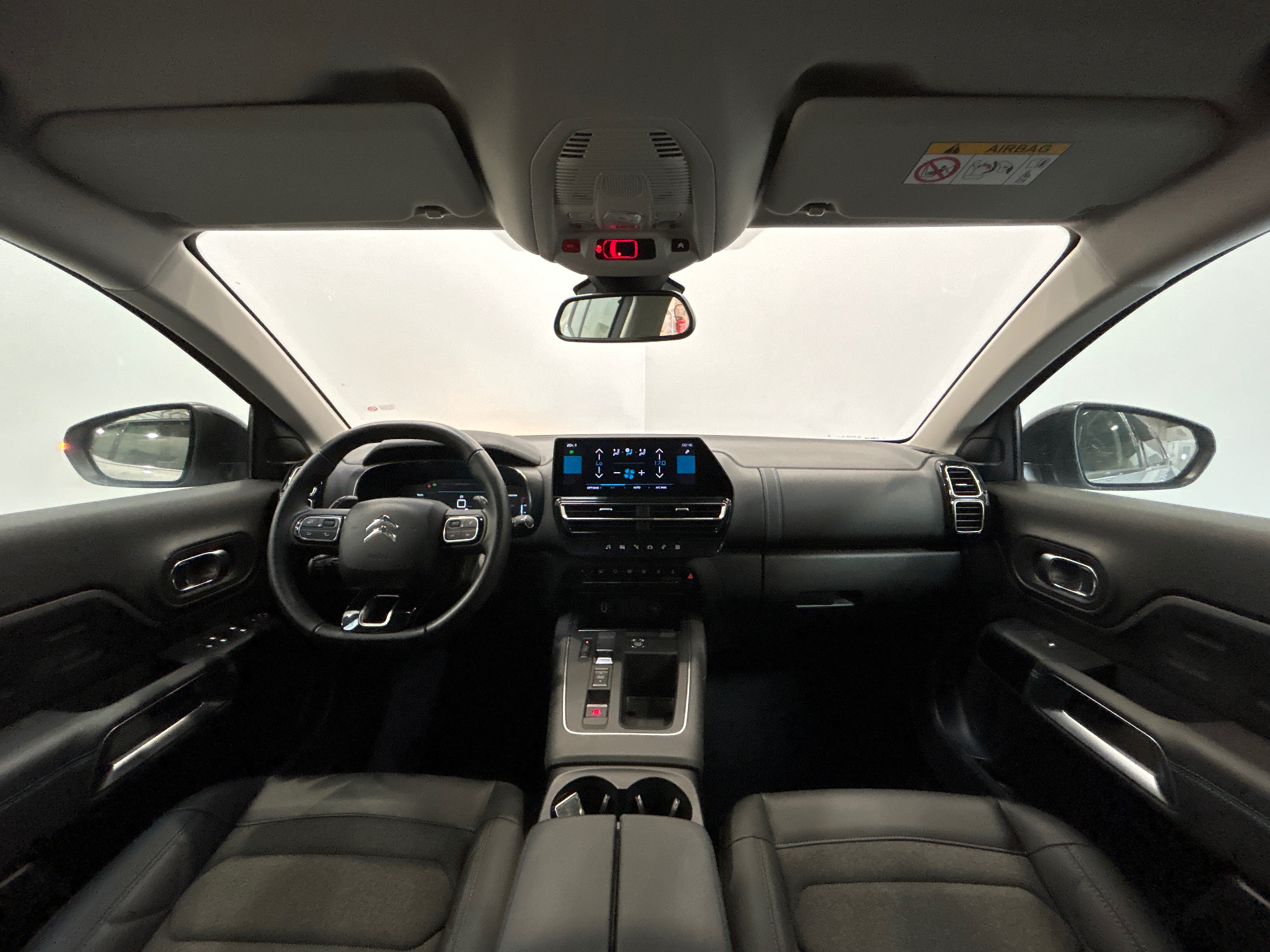 Photo 30 du véhicule CITROEN C5 AIRCROSS