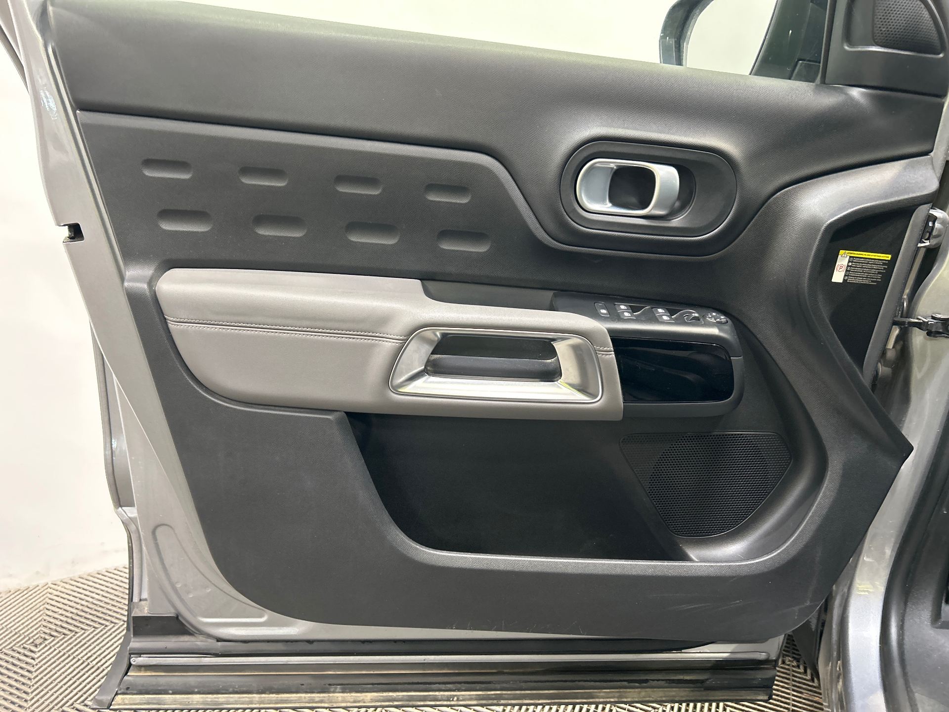 Photo 30 du véhicule CITROEN C5 AIRCROSS