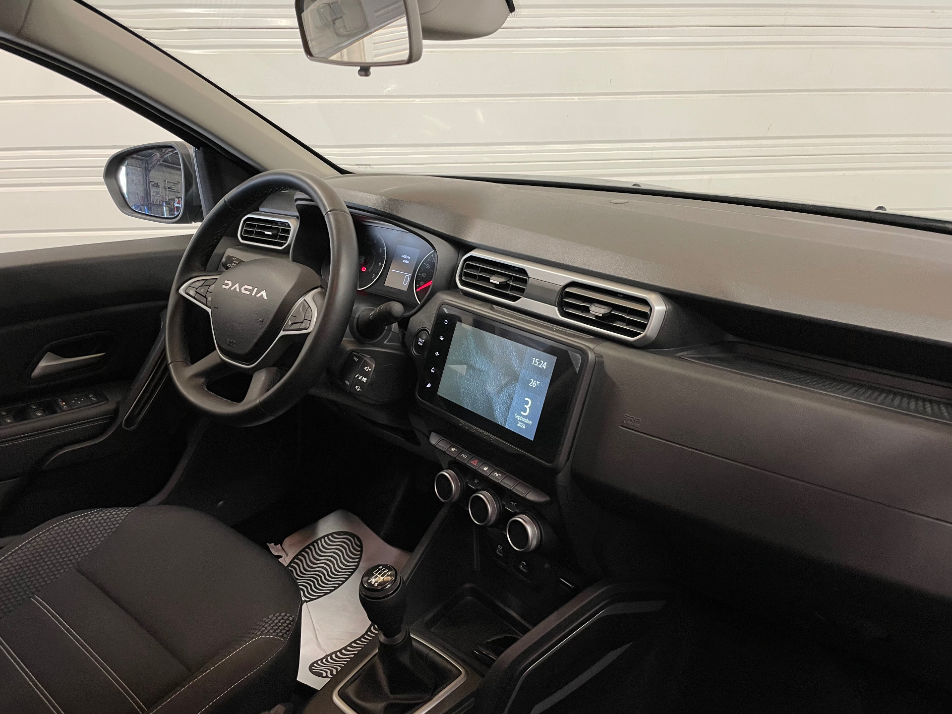 Photo 9 du véhicule DACIA DUSTER