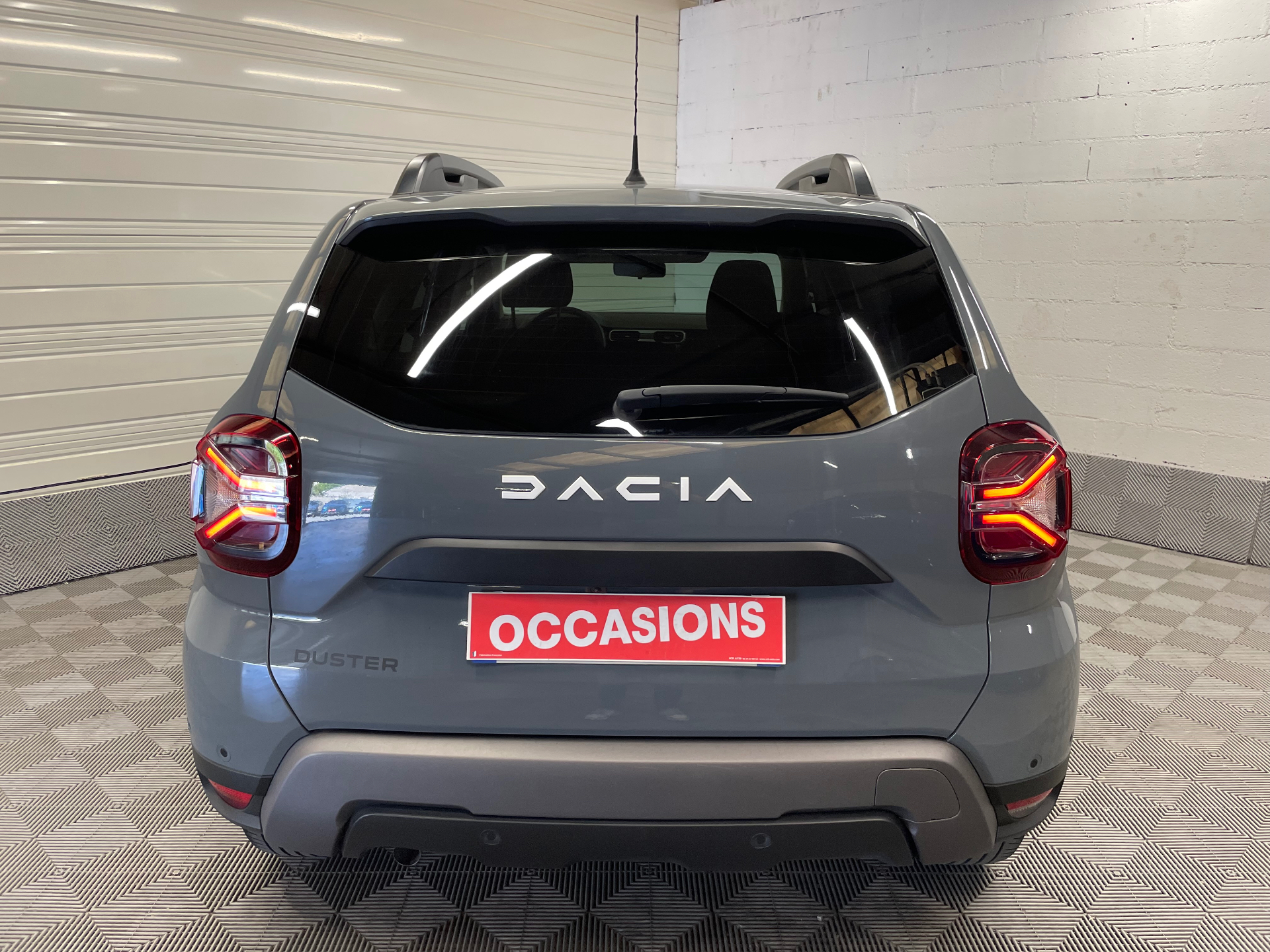 Photo 5 du véhicule DACIA DUSTER