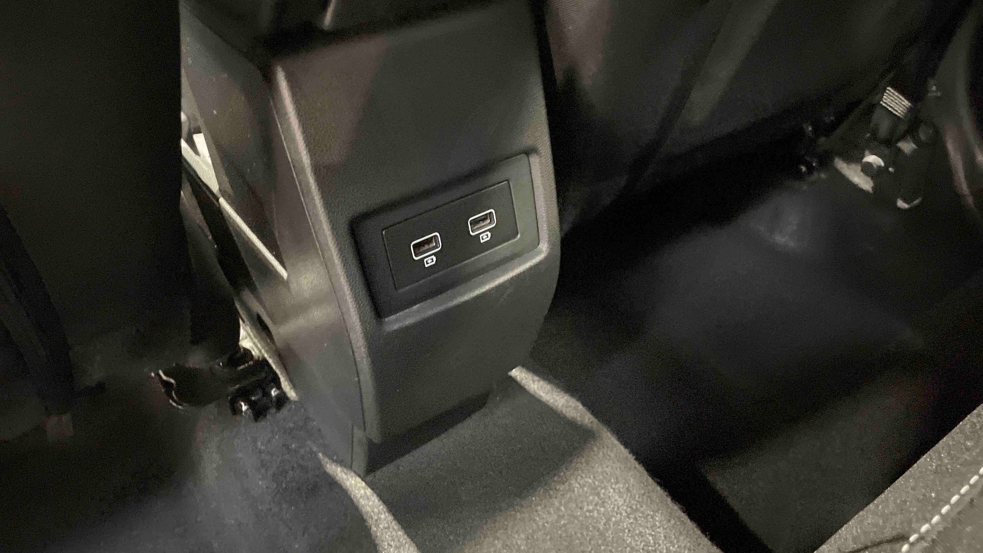 Photo 32 du véhicule DACIA DUSTER