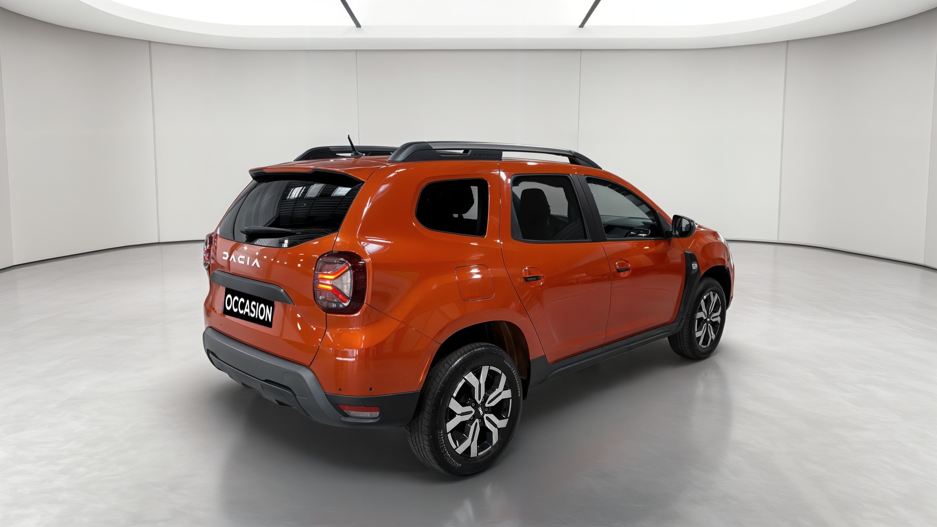 Photo 6 du véhicule DACIA DUSTER