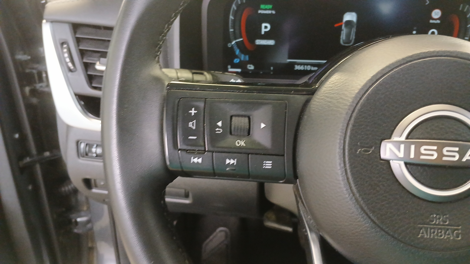 Photo 13 du véhicule NISSAN QASHQAI
