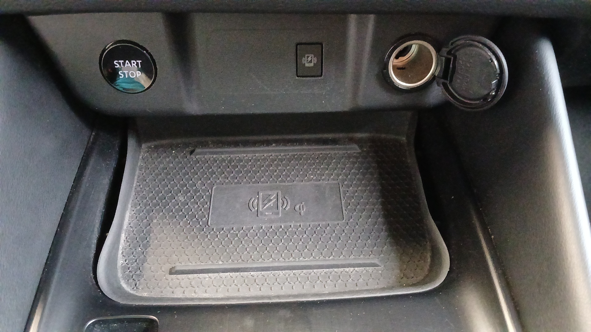 Photo 22 du véhicule NISSAN QASHQAI