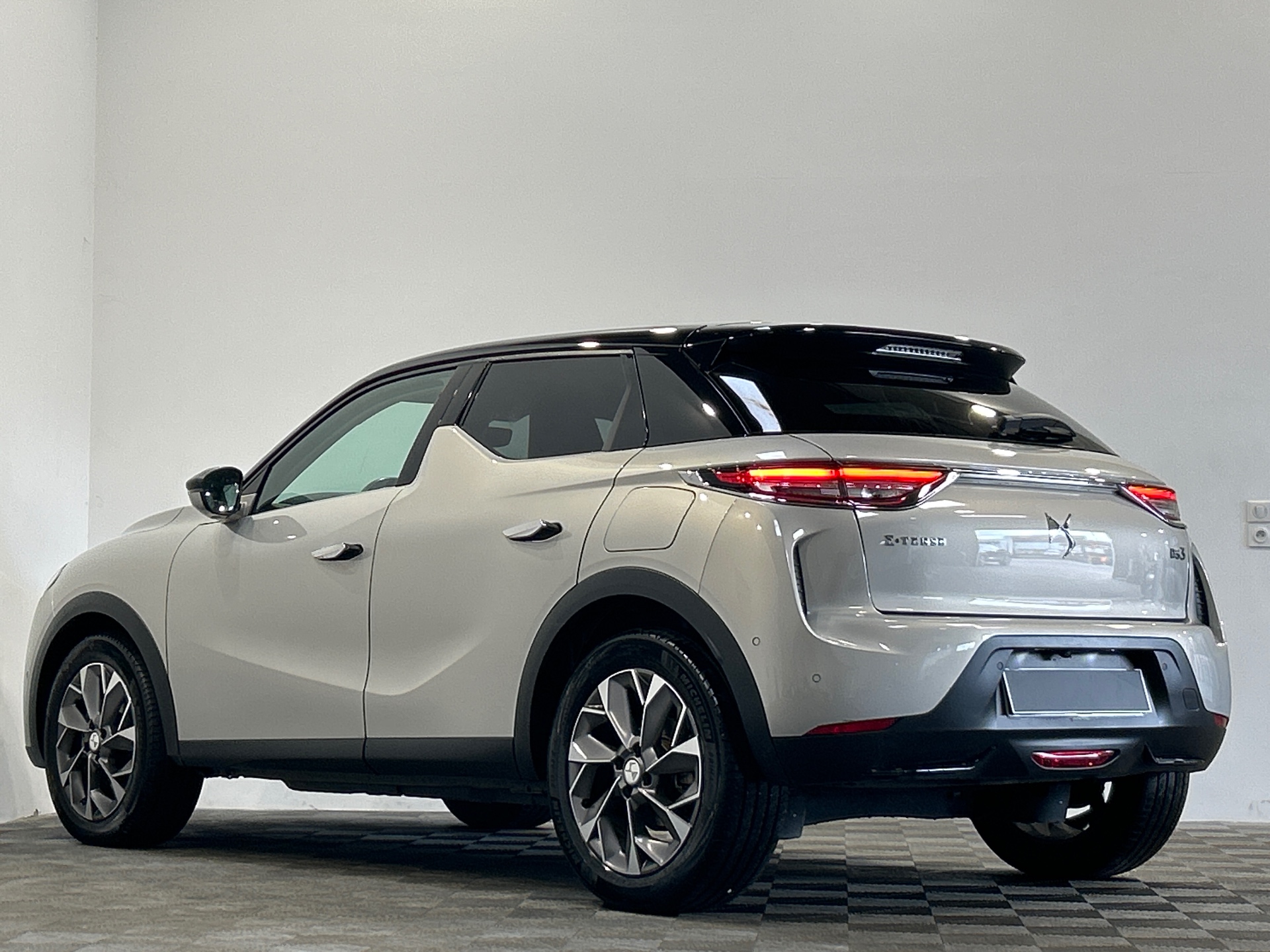 Photo 4 du véhicule DS DS 3 CROSSBACK