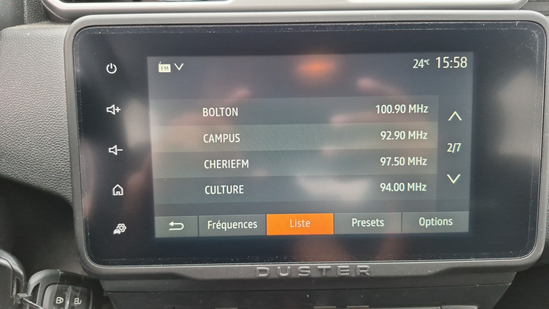 Photo 15 du véhicule DACIA DUSTER