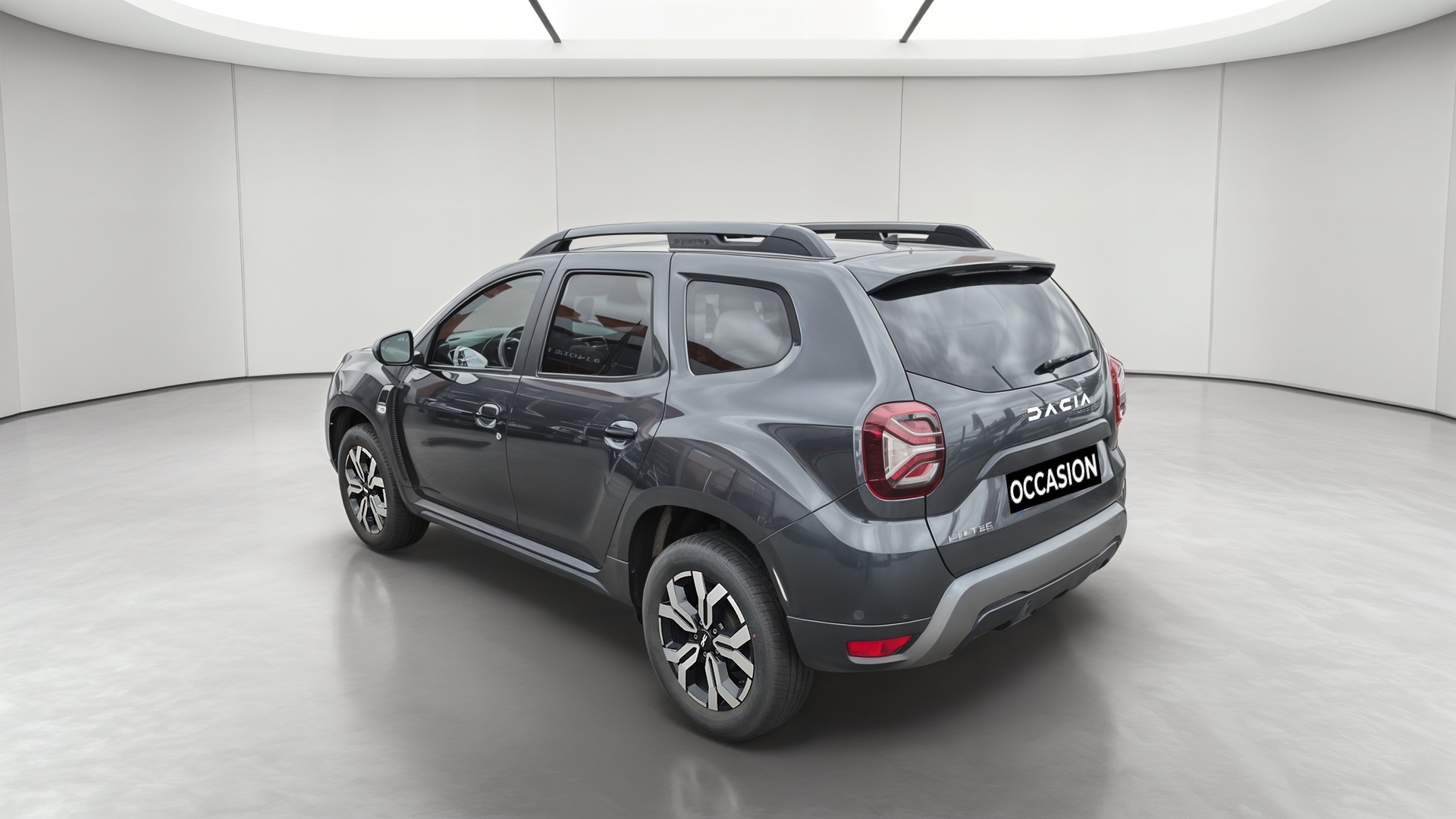 Photo 4 du véhicule DACIA DUSTER