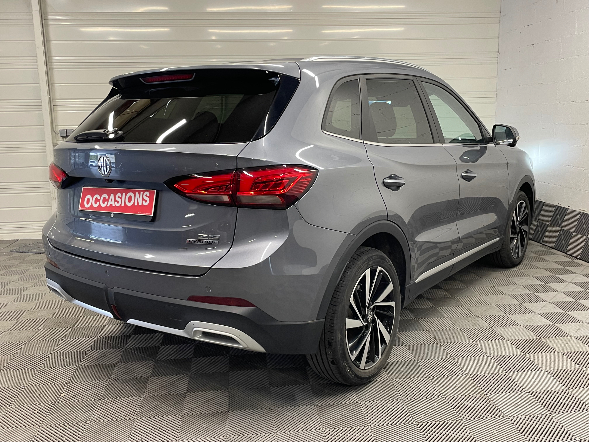 Photo 6 du véhicule MG ZS