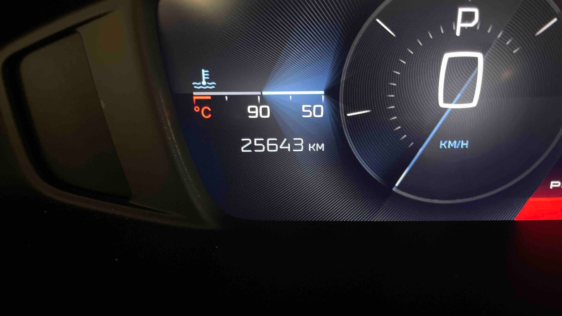 Photo 22 du véhicule PEUGEOT 408