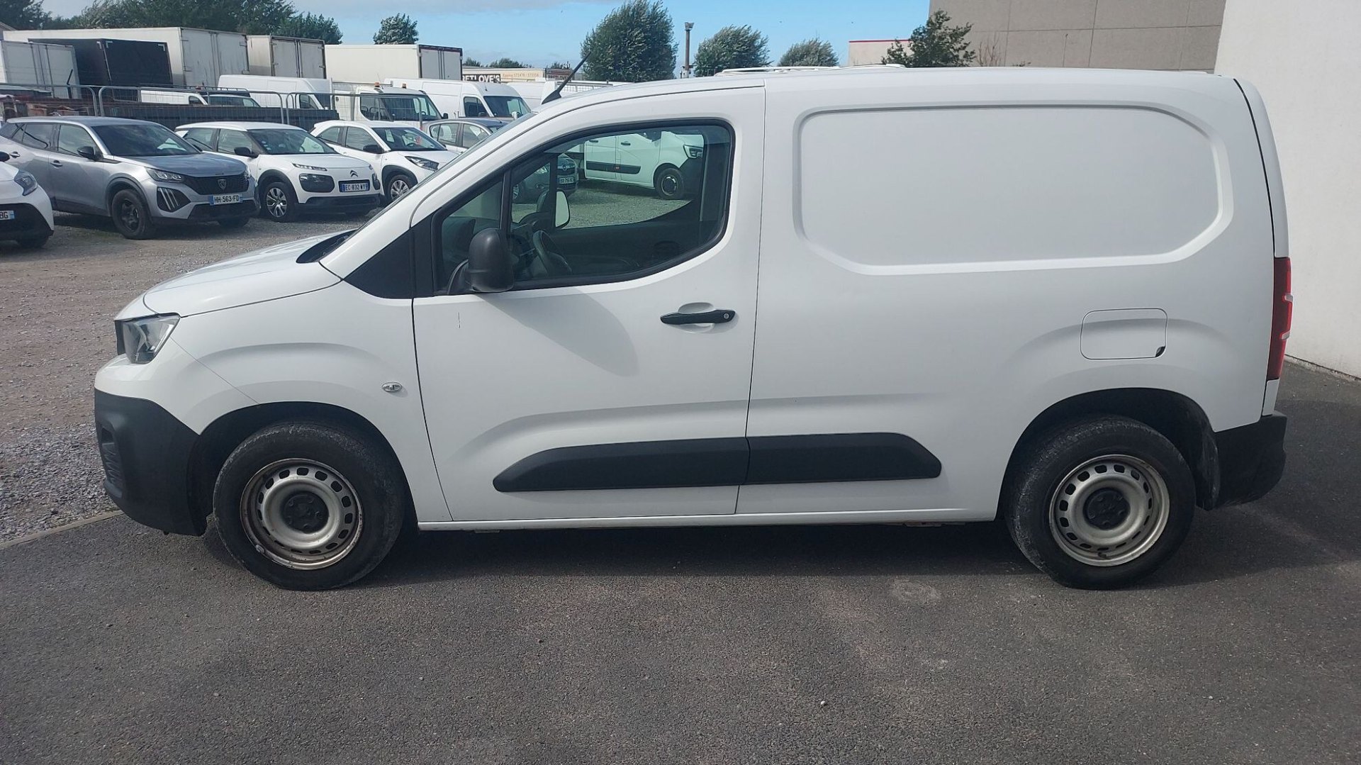PEUGEOT PARTNER FOURGON STANDARD 650 KG BLUEHDI 100 S&S BVM5 PRO, photo 5
