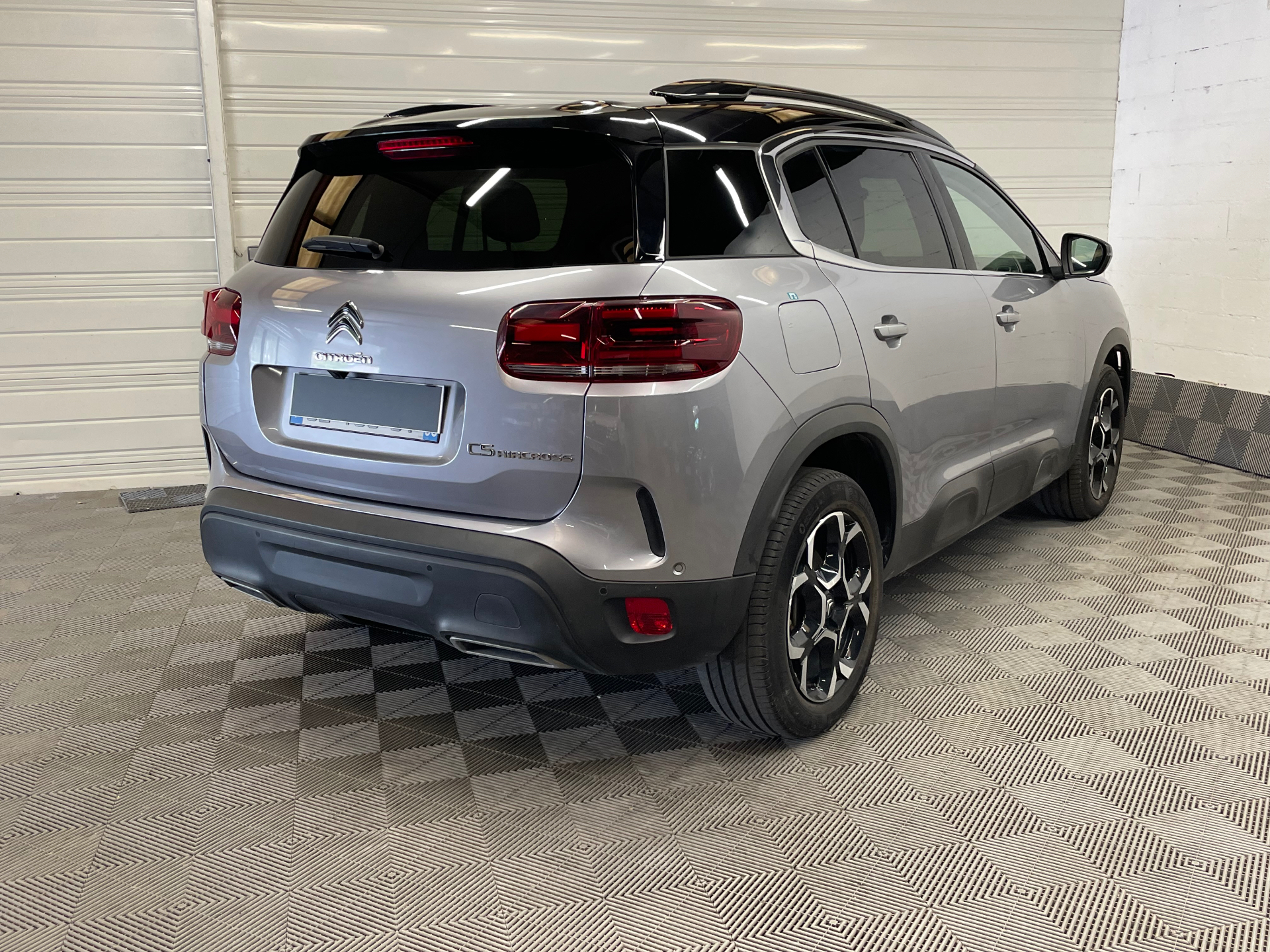 Photo 6 du véhicule CITROEN C5 AIRCROSS