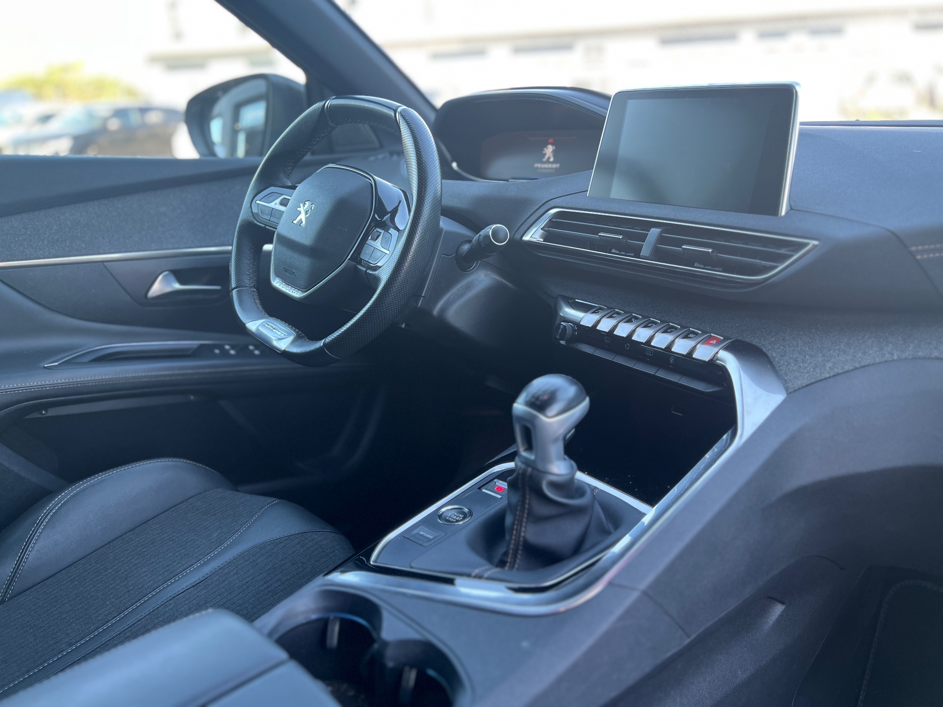 PEUGEOT 3008 2020 — photo 10