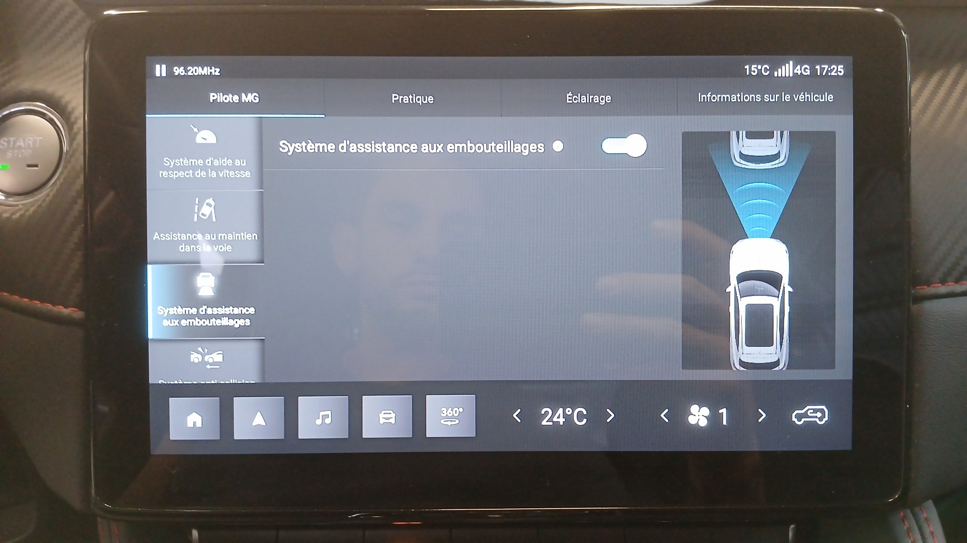 Photo 19 du véhicule MG ZS ELECTRIQUE