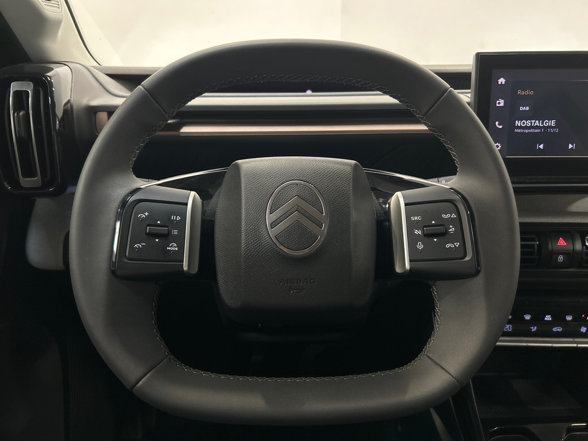 Photo 11 du véhicule CITROEN C3 AIRCROSS