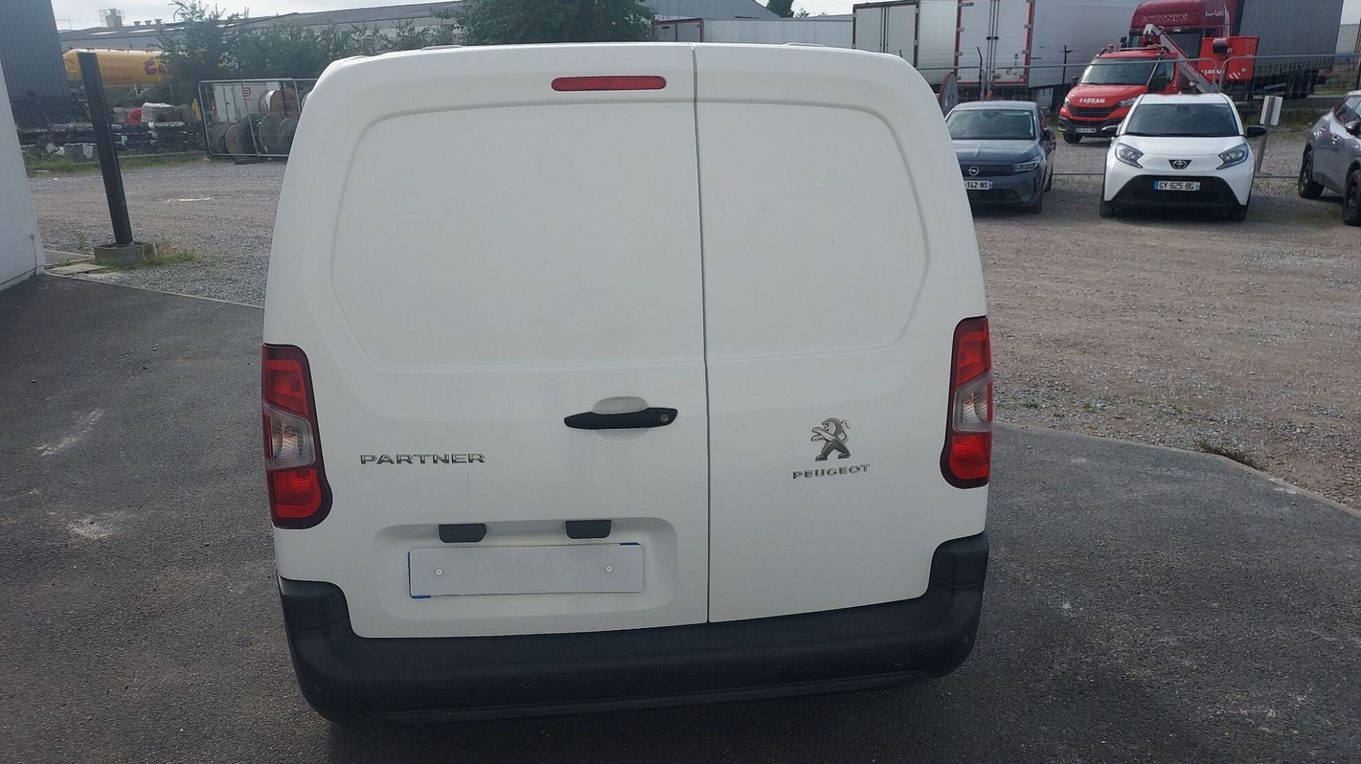 PEUGEOT PARTNER FOURGON STANDARD 650 KG BLUEHDI 100 S&S BVM5 PRO, photo 6