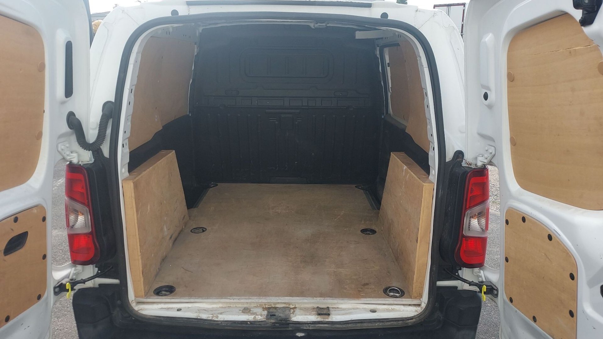 PEUGEOT PARTNER FOURGON STANDARD 650 KG BLUEHDI 100 S&S BVM5 PRO, photo 7