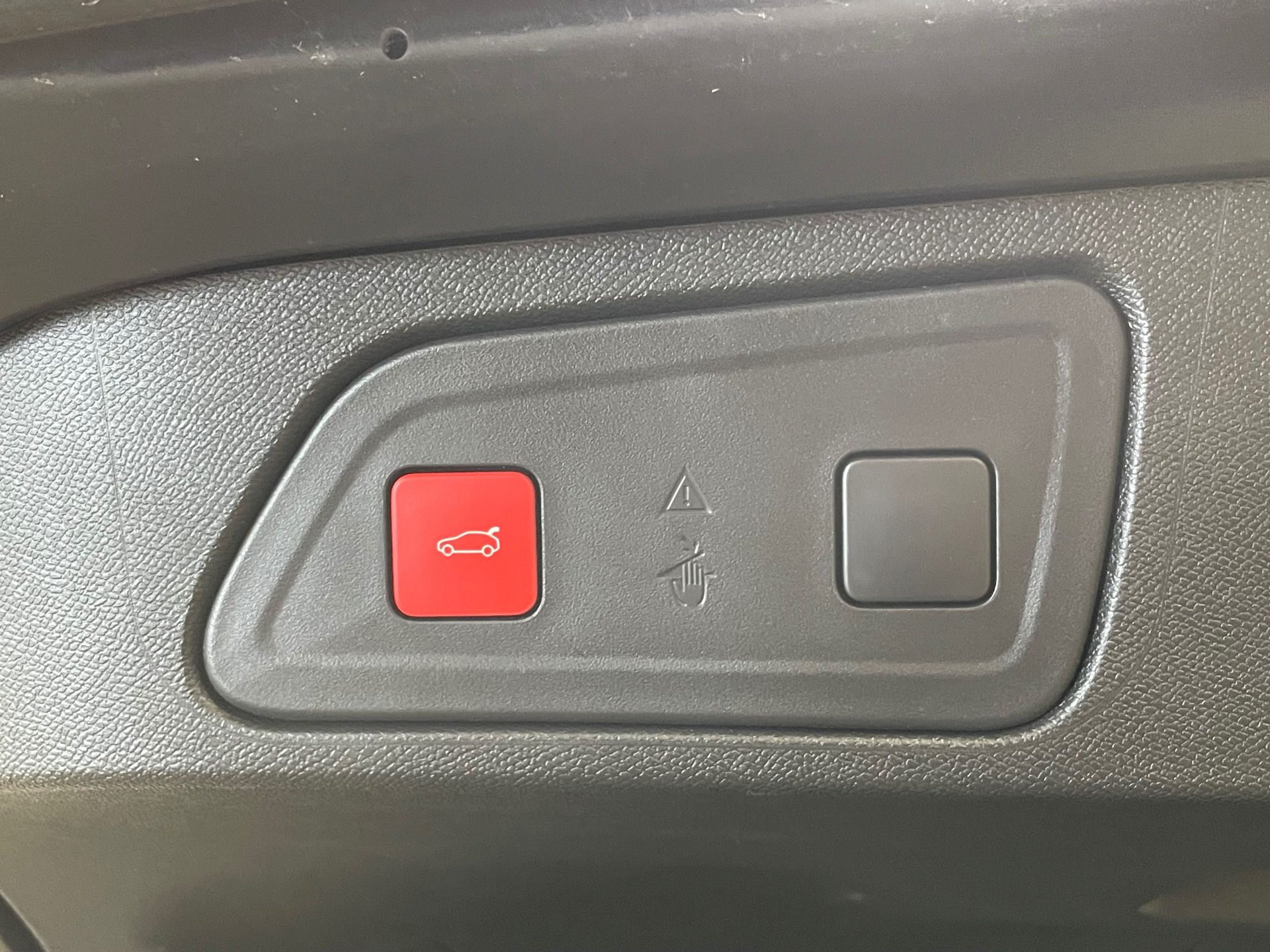 Photo 10 du véhicule CITROEN C5 AIRCROSS