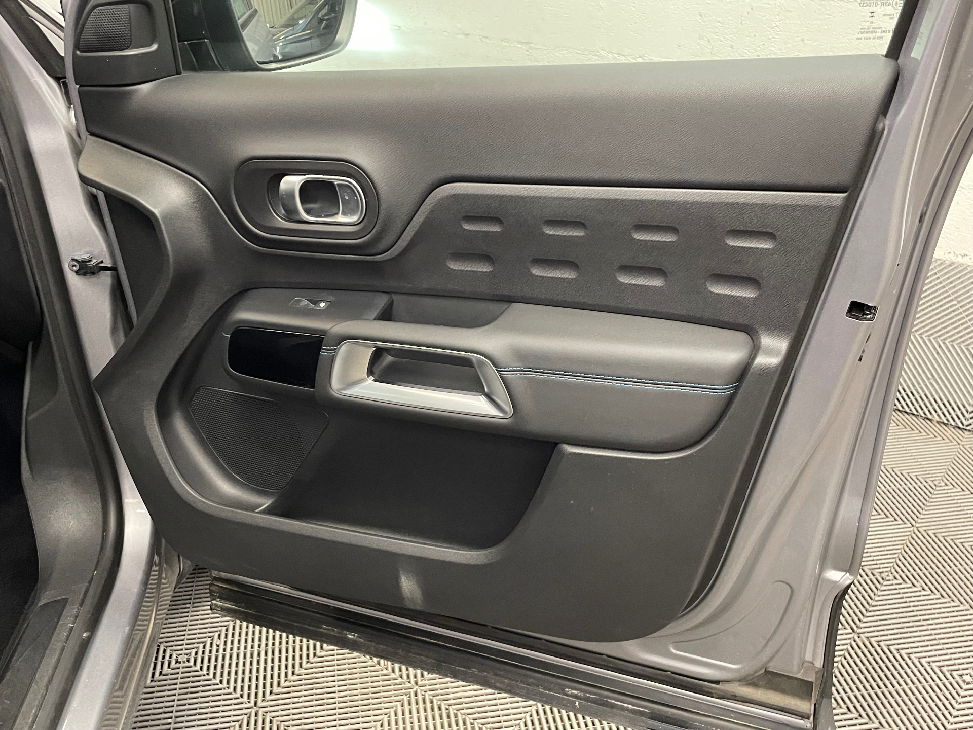 Photo 28 du véhicule CITROEN C5 AIRCROSS