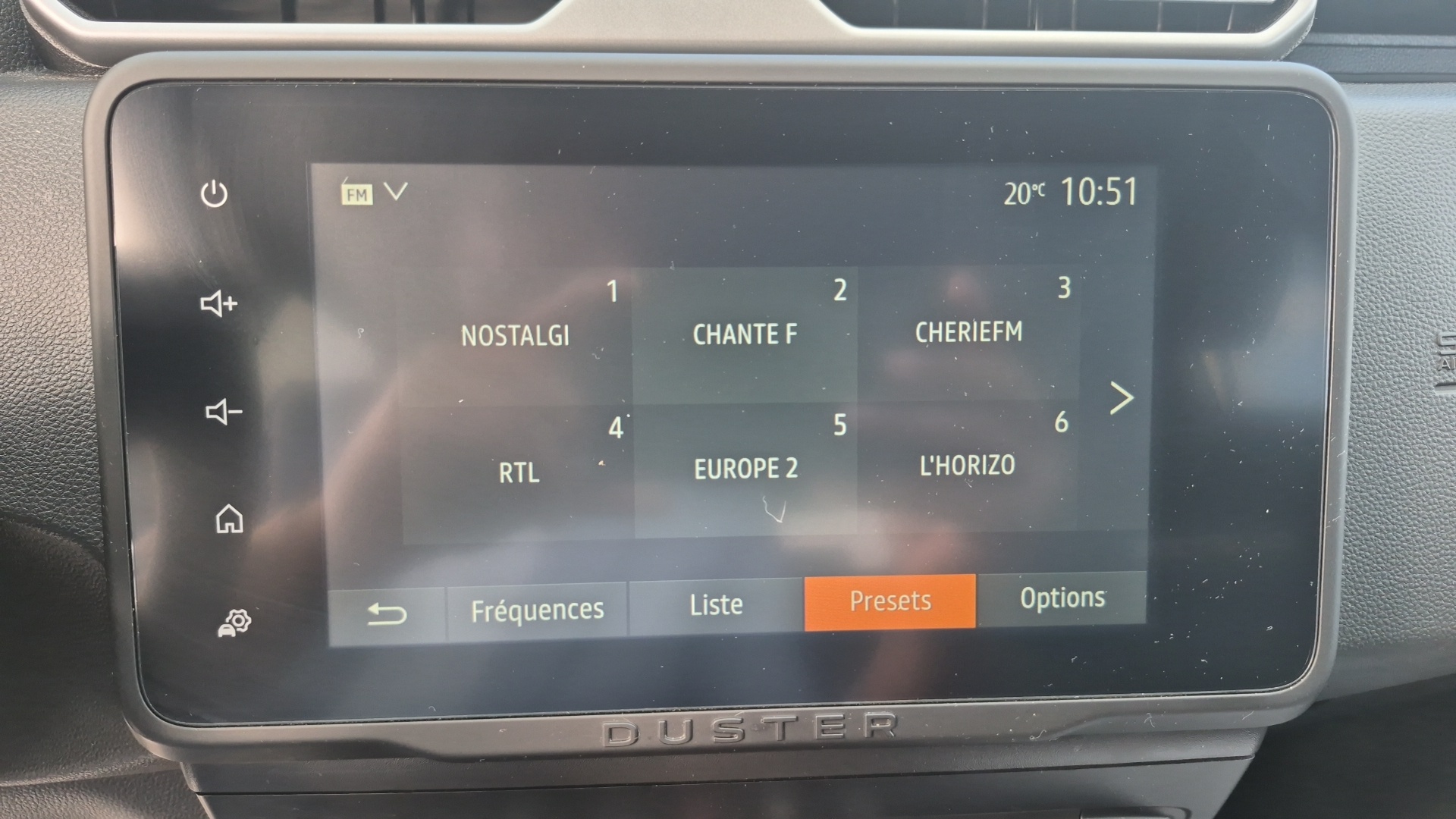 Photo 15 du véhicule DACIA DUSTER