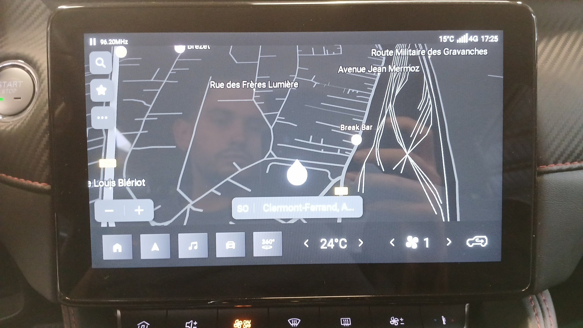 Photo 16 du véhicule MG ZS ELECTRIQUE