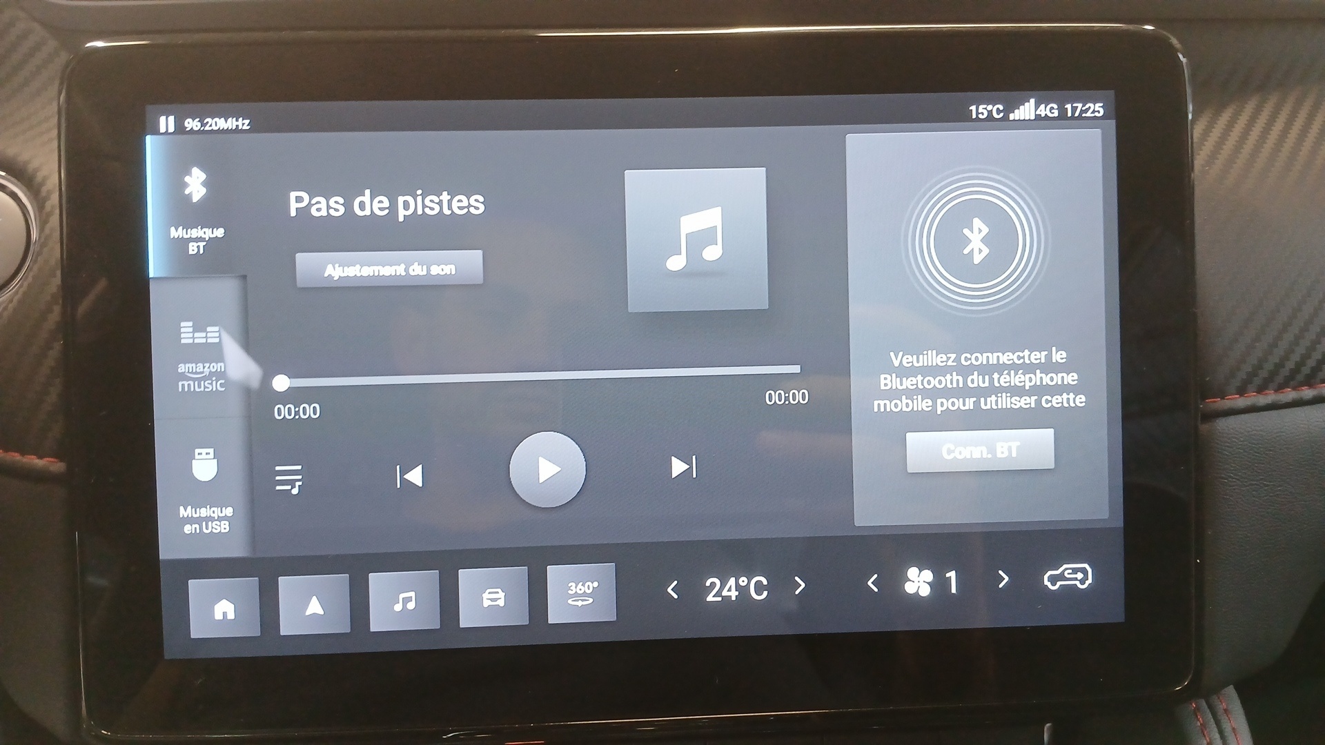 Photo 17 du véhicule MG ZS ELECTRIQUE