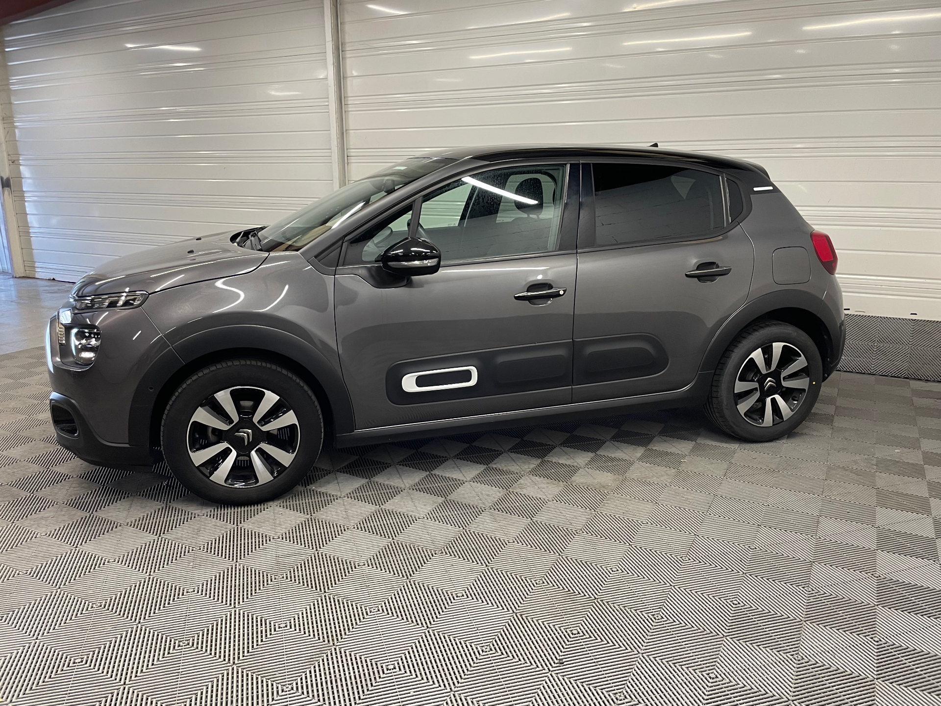 Photo 4 du véhicule CITROEN C3