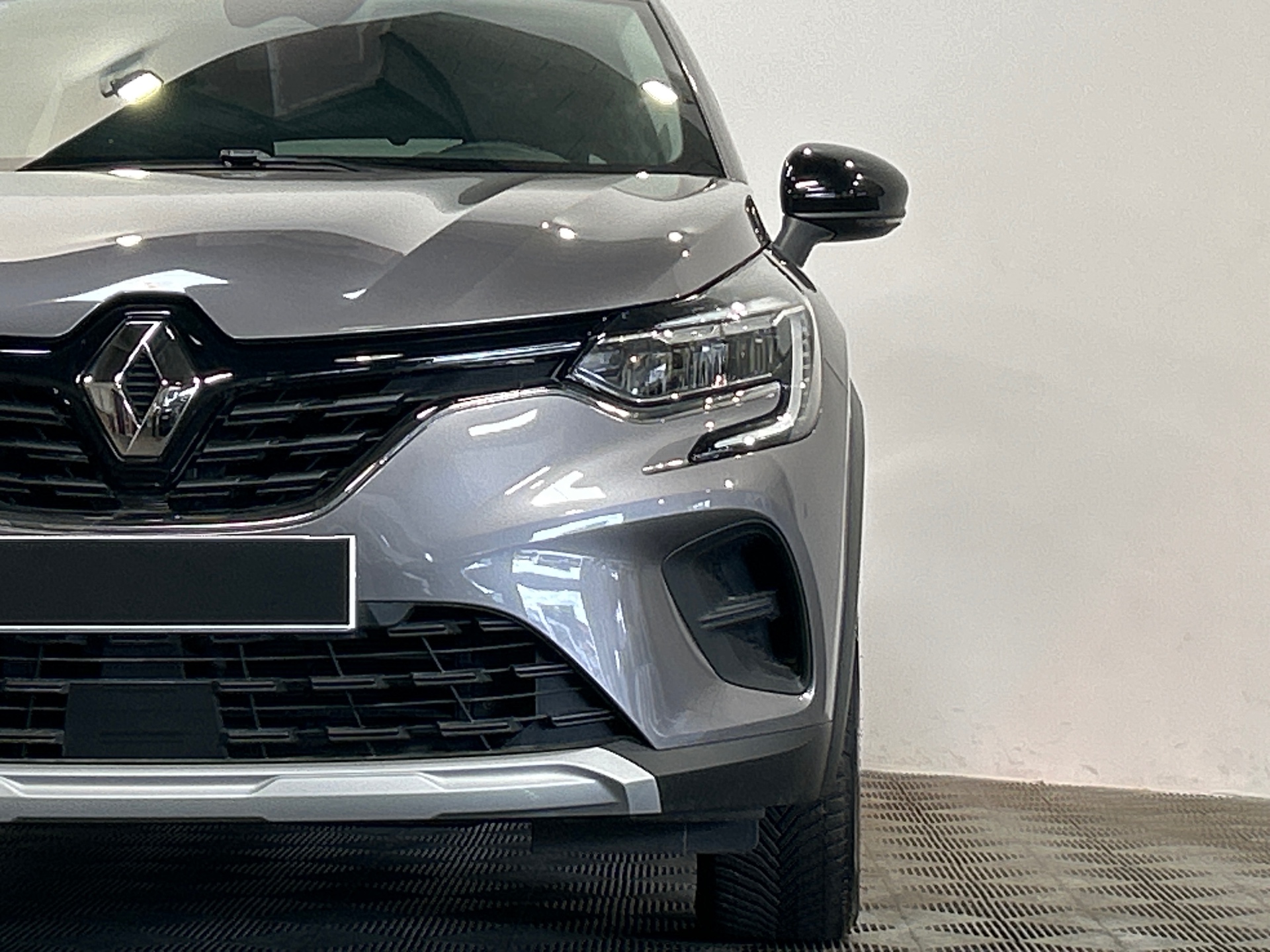 Photo 6 du véhicule RENAULT CAPTUR