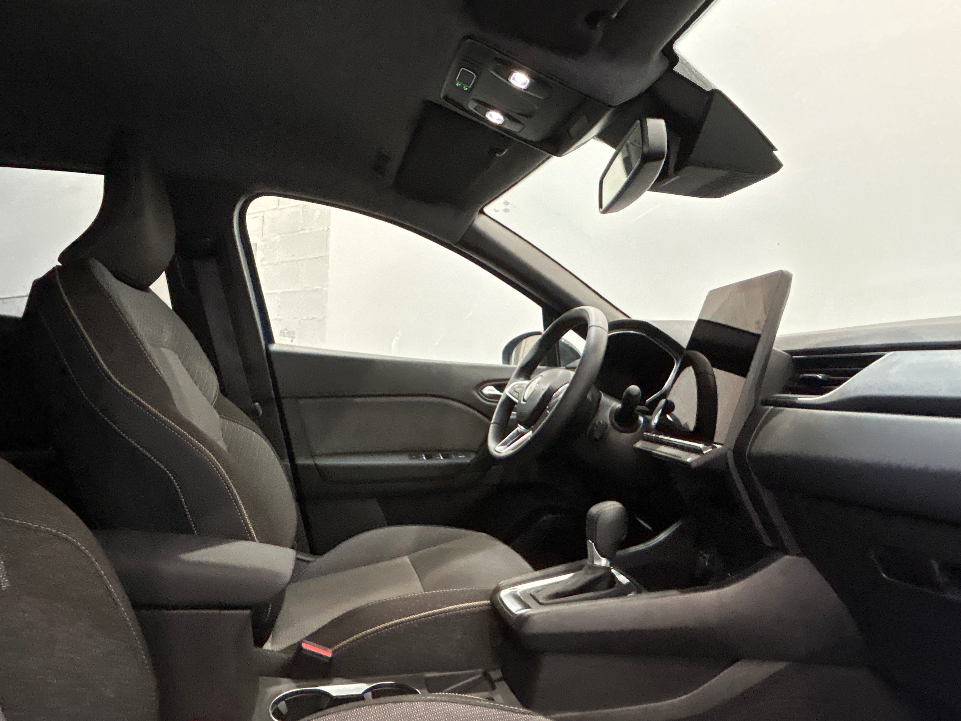 Photo 20 du véhicule RENAULT CAPTUR